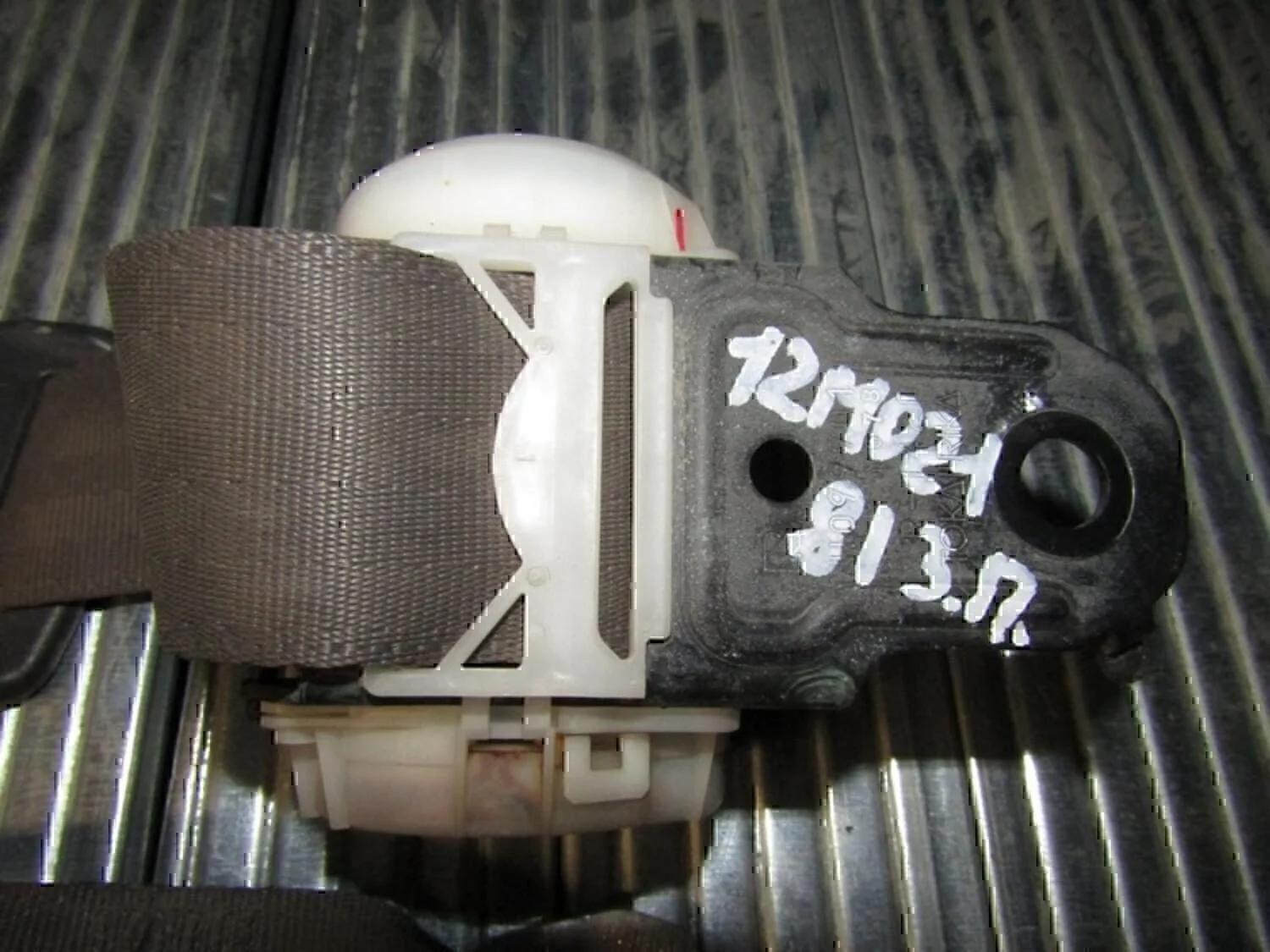 Ремень безопасности TOYOTA Camry XV40 2006-2011 - миниатюра 2