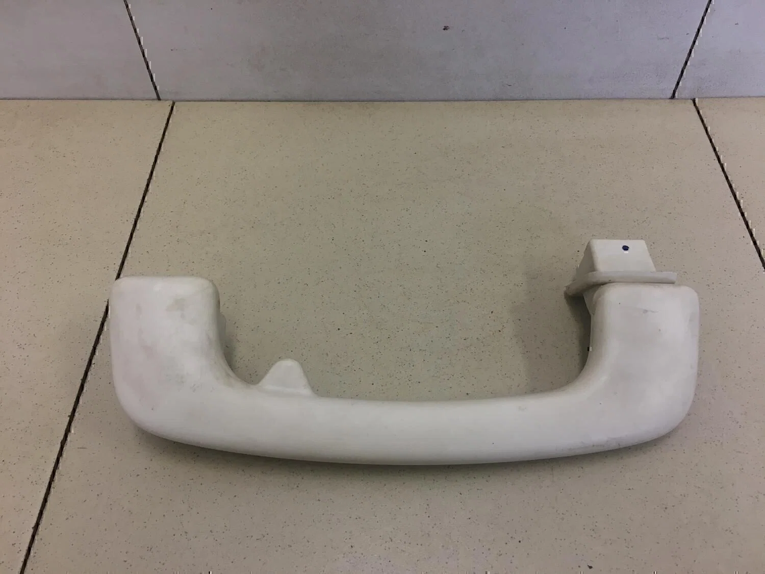 Ручка внутренняя потолочная Peugeot-Citroen C4 2005-2011 - изображение 1