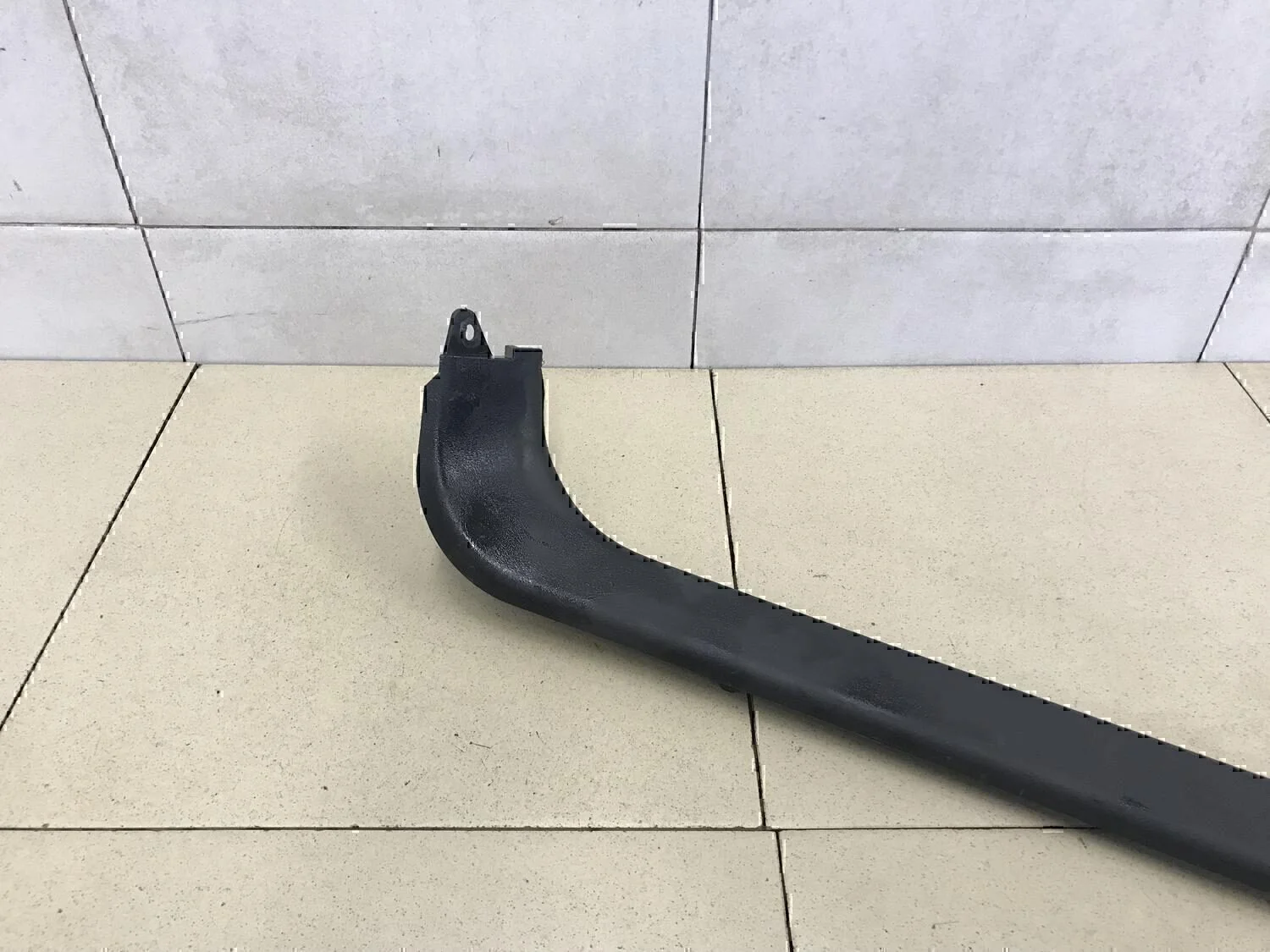 Обшивка двери багажника NISSAN Almera Tino 2000-2006 - миниатюра 4