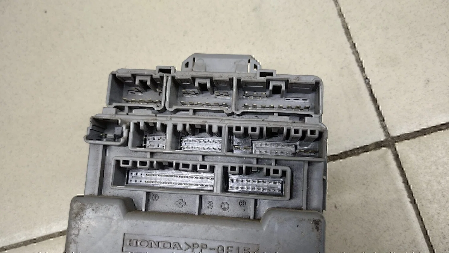 Блок предохранителей HONDA Civic 4D 2006-2012 - миниатюра 8
