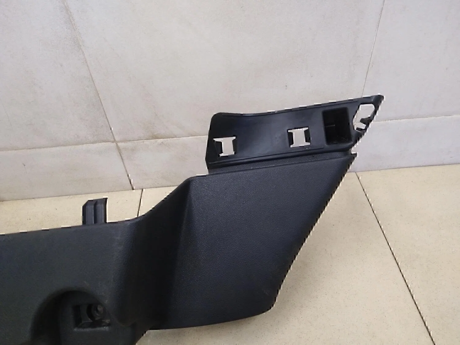 Держатель задней полки RENAULT Megane III 2009-2016 - миниатюра 2