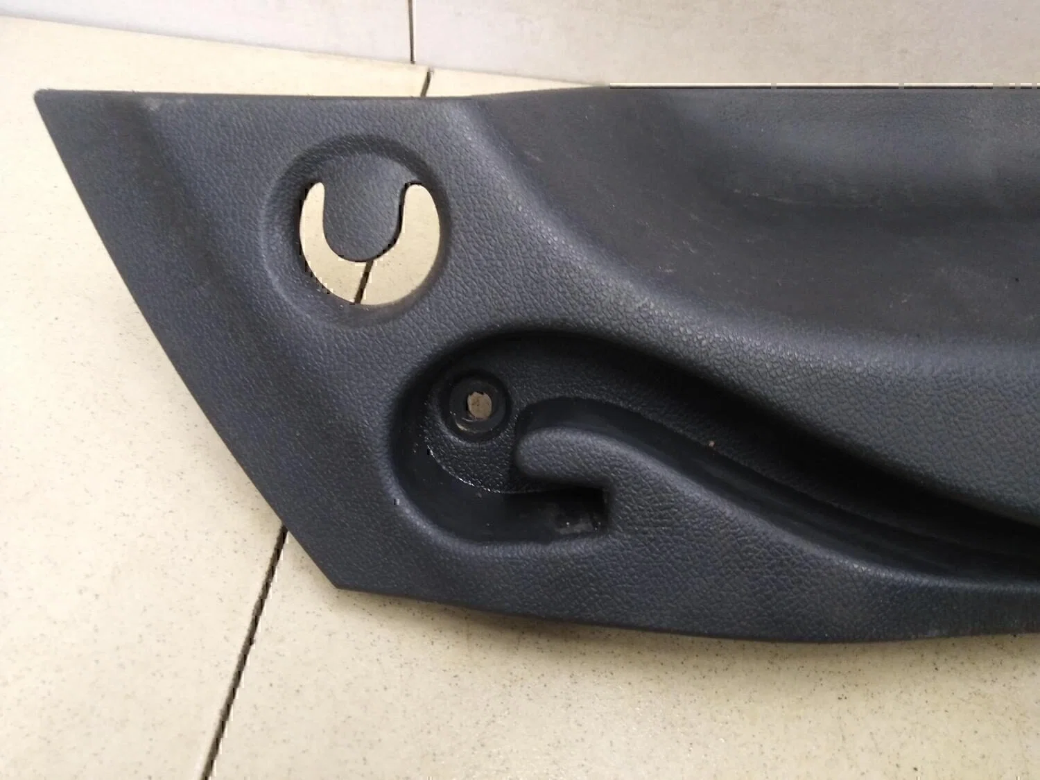 Держатель задней полки RENAULT Megane III 2009-2016 - миниатюра 4