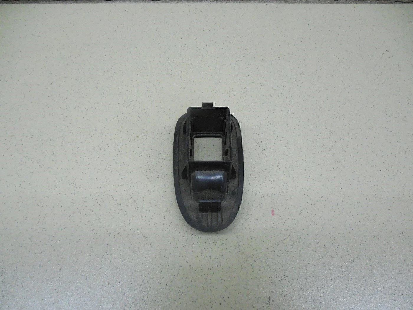Накладка (кузов внутри) Hyundai-KIA Spectra 2001-2011 - миниатюра 4