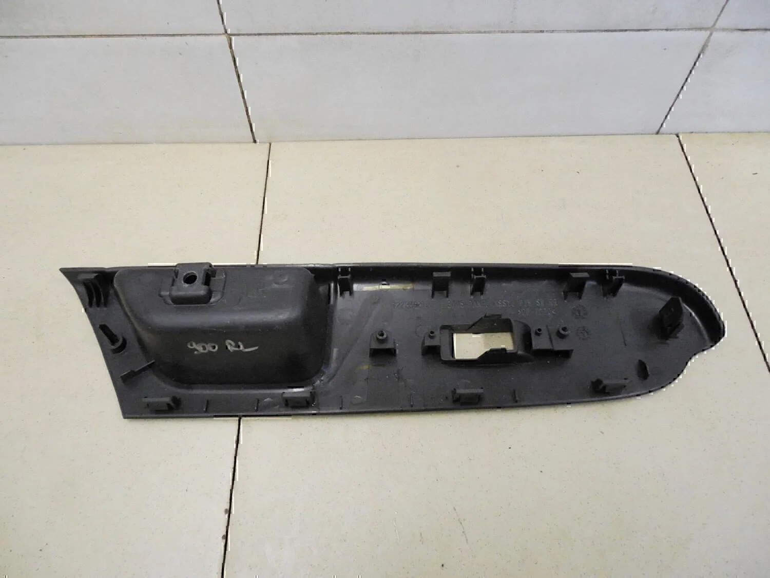 Накладка (кузов внутри) MITSUBISHI ASX 2010-2016 - миниатюра 4