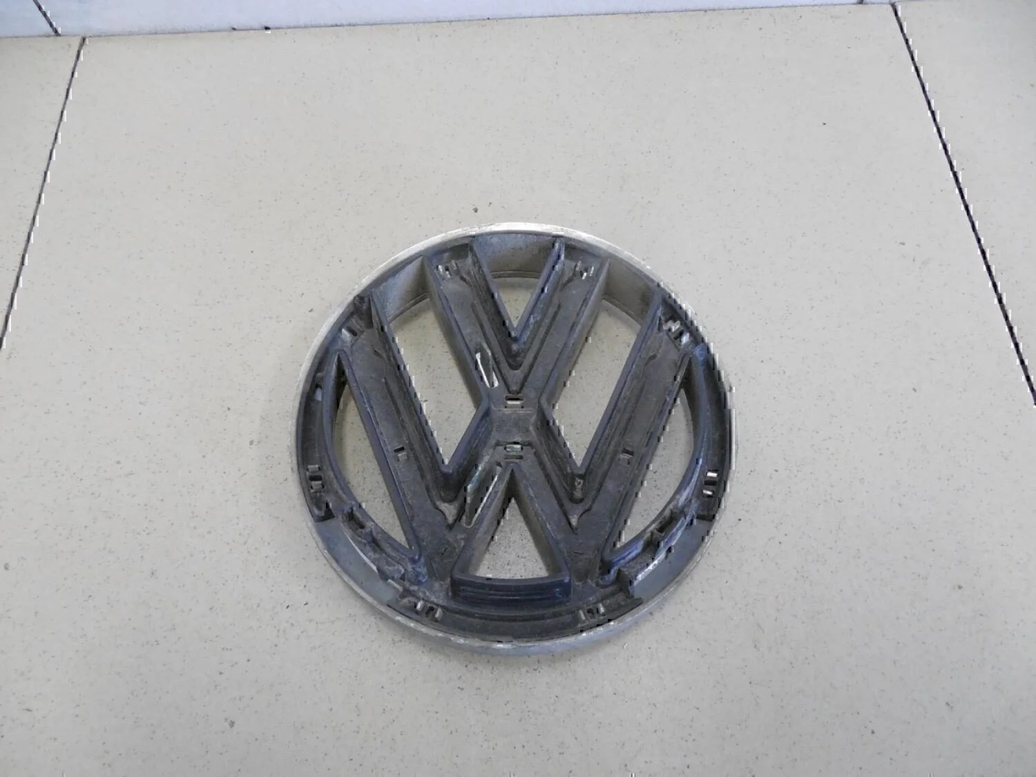 Эмблема VW Polo (Sed RUS) 2011> - миниатюра 2