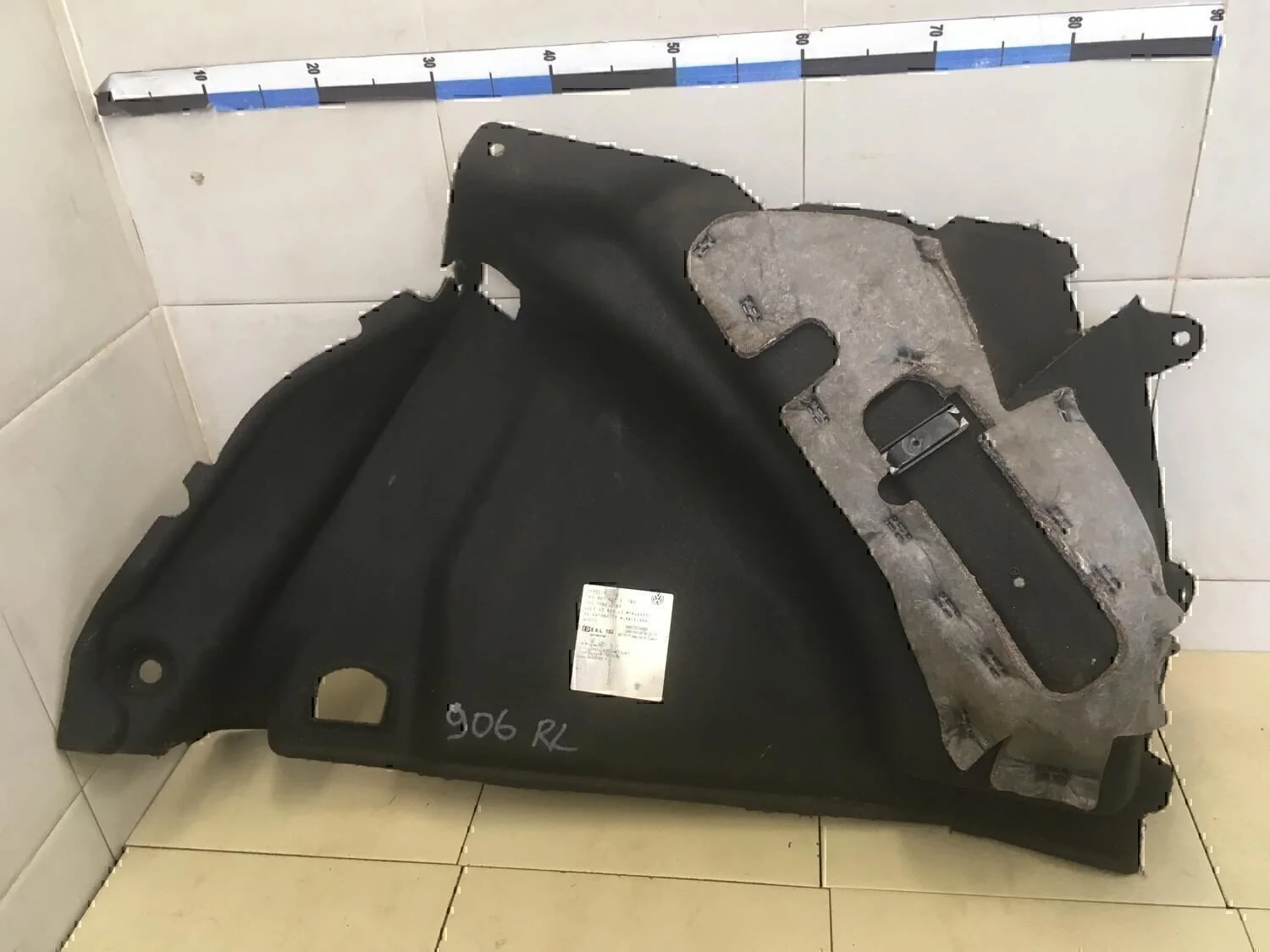 Обшивка багажника VW Golf V 2003-2009 - миниатюра 6