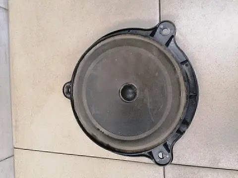 Динамик NISSAN Almera Tino 2000-2006
