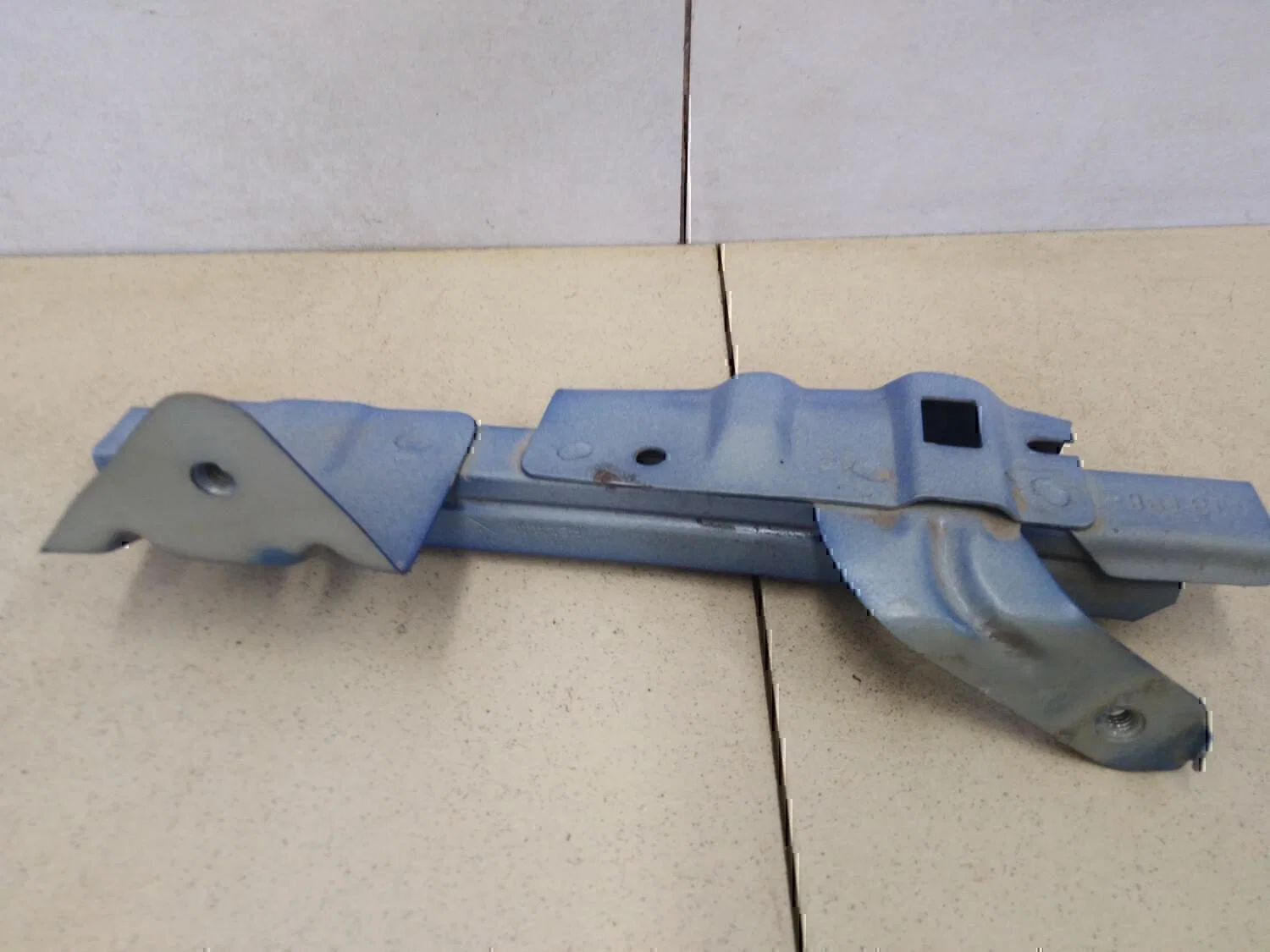 Направляющая стекла RENAULT Logan 2005-2014 - миниатюра 3