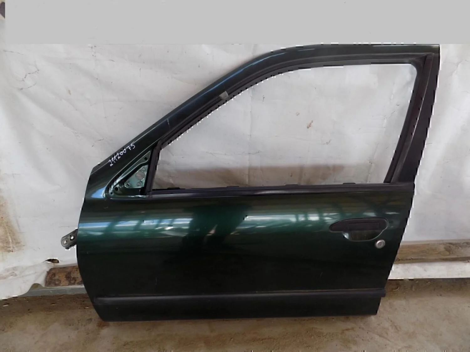 Петля двери NISSAN Almera N16 2000-2006 - миниатюра 3