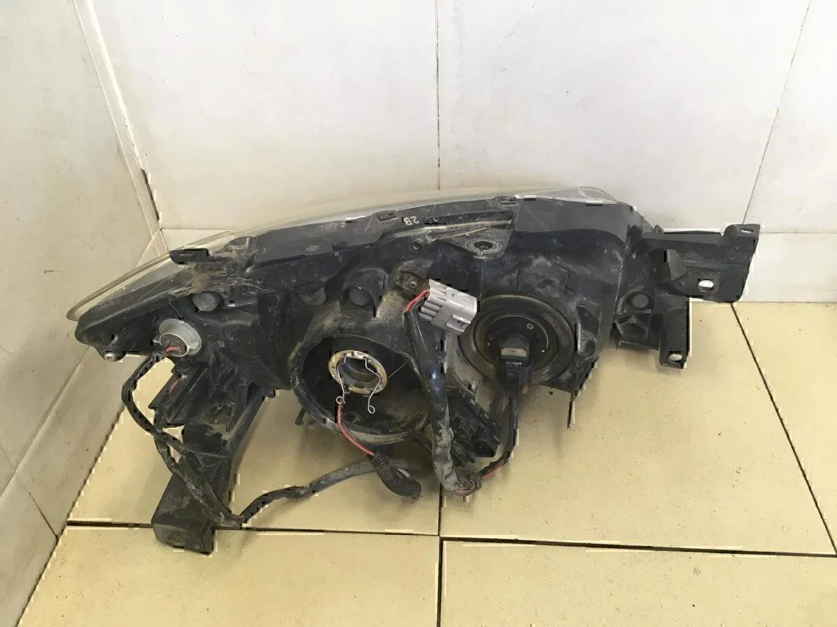 Фара левая Subaru Impreza (G12) 2007-2012 - миниатюра 4