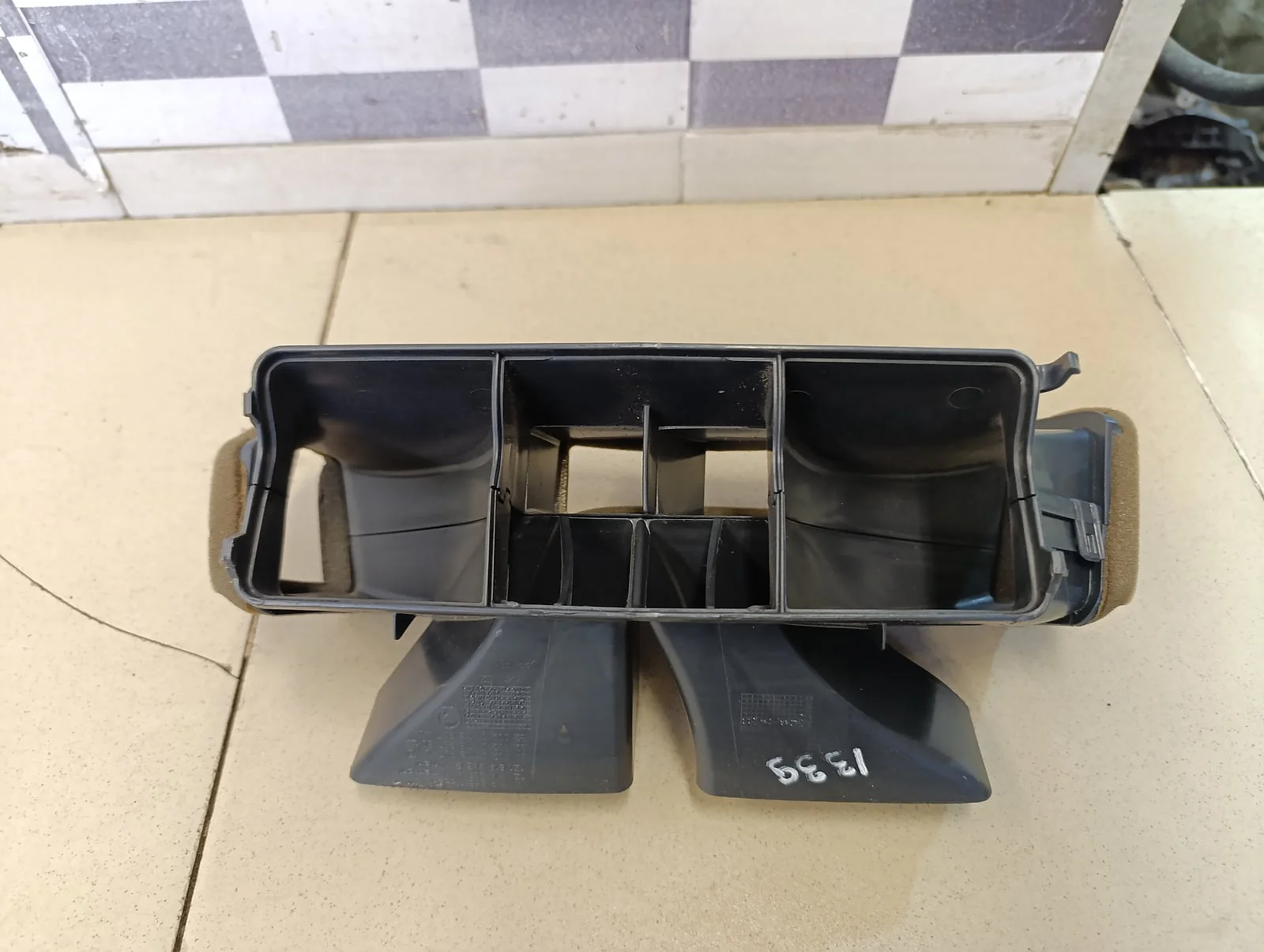 Воздуховод отопителя SKODA Octavia (A5 1Z-) 2004-2013 - миниатюра 5