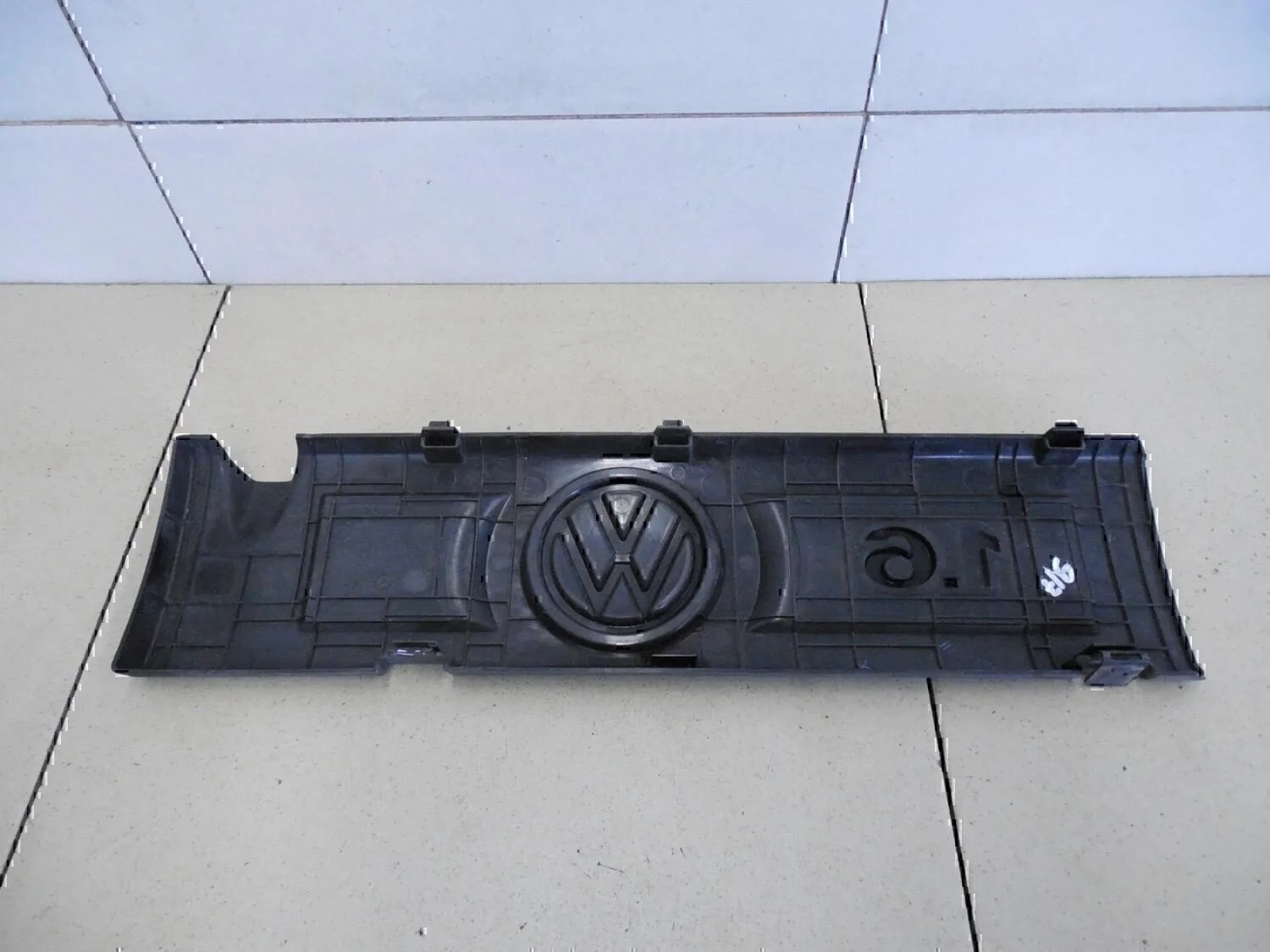 Накладка декоративная VW Polo (Sed RUS) 2011> - миниатюра 3