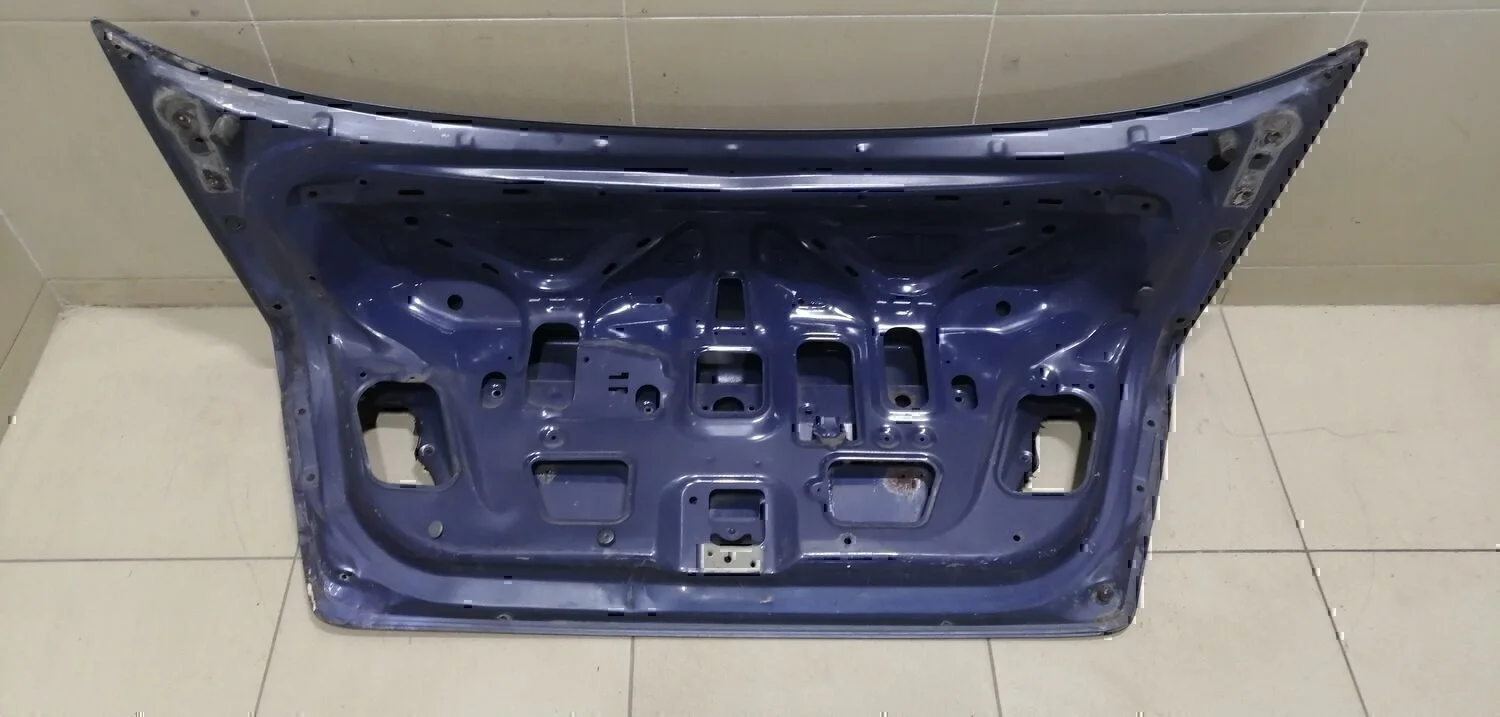 Крышка багажника NISSAN Primera P11E 1996-2002 - миниатюра 5