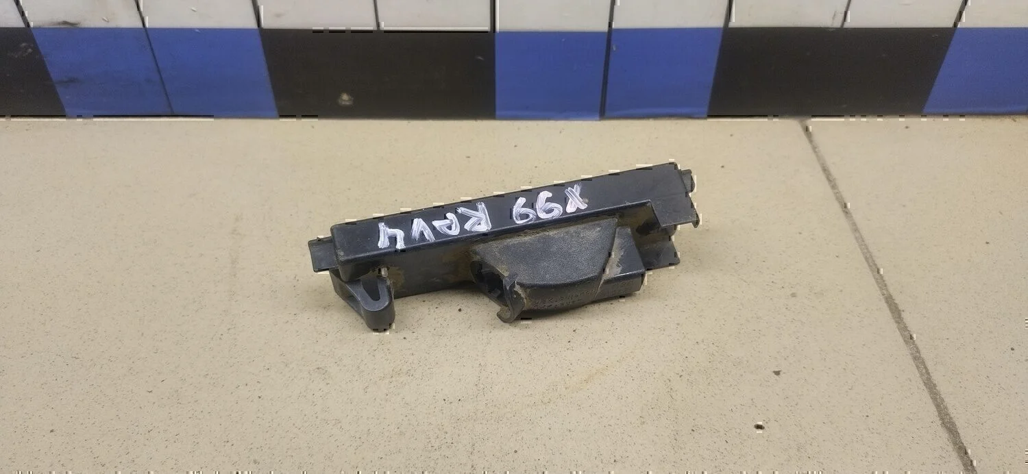 Фонарь подсветки номера TOYOTA RAV 4 2000-2005 - миниатюра 2