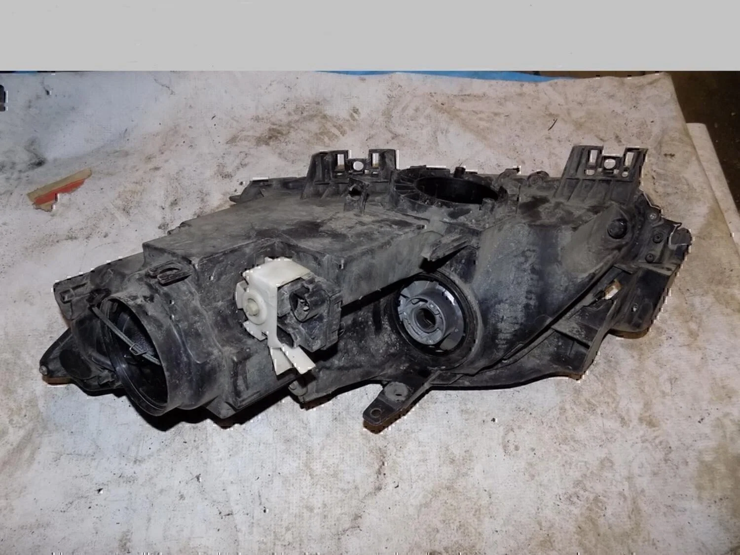 Фара правая MAZDA CX 7 2007-2012 - миниатюра 2