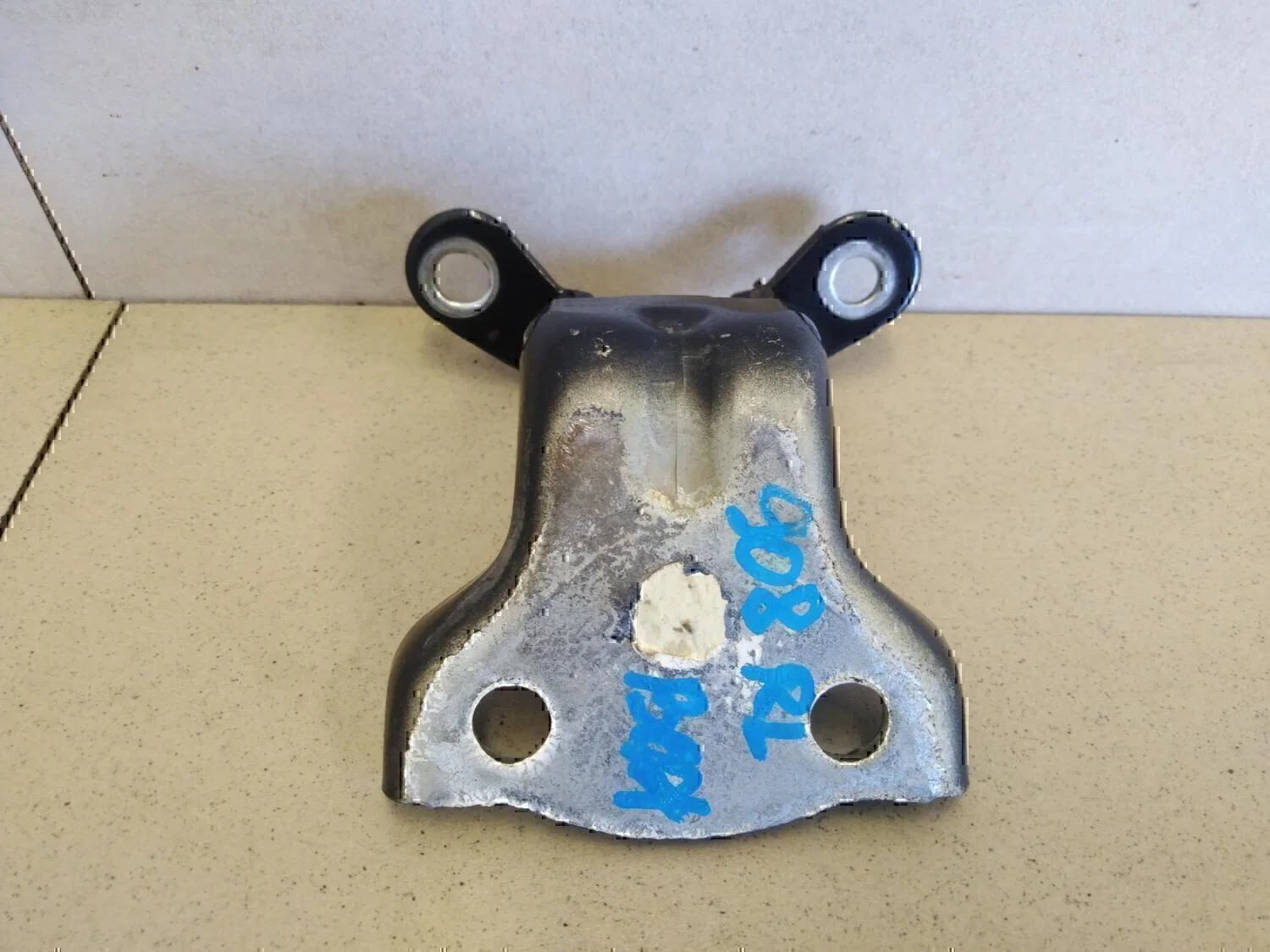 Петля двери задней Chevrolet Captiva (C100) 2006-2010 - миниатюра 4