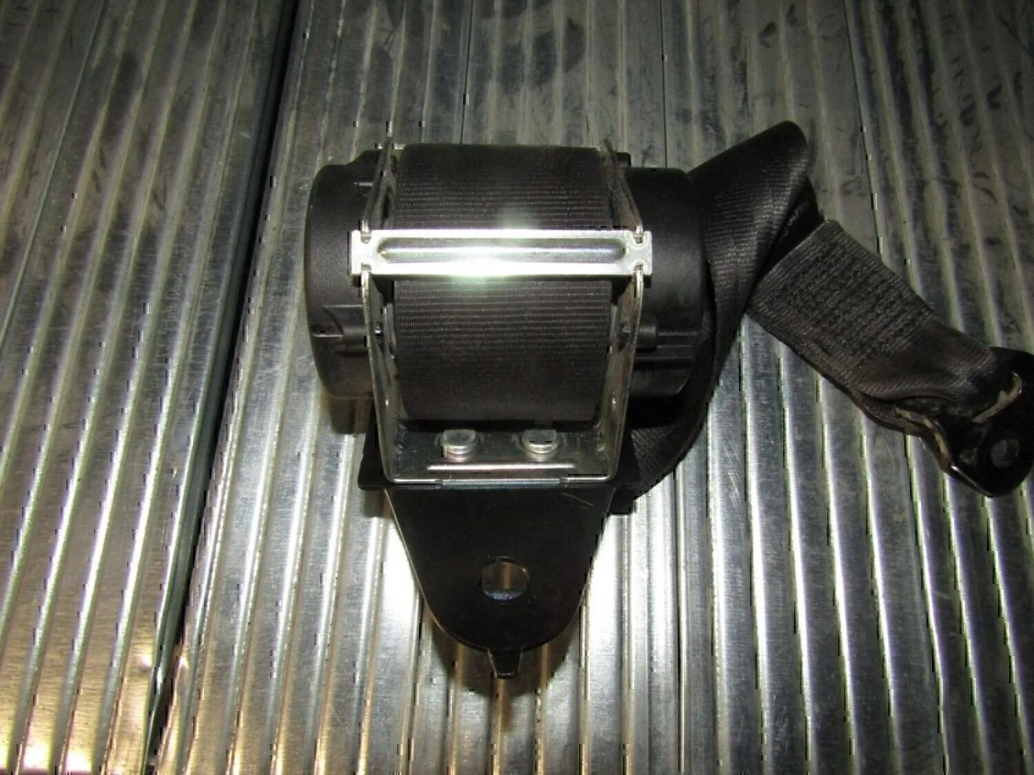 Ремень безопасности NISSAN Qashqai (J10) 2006-2014 - миниатюра 2