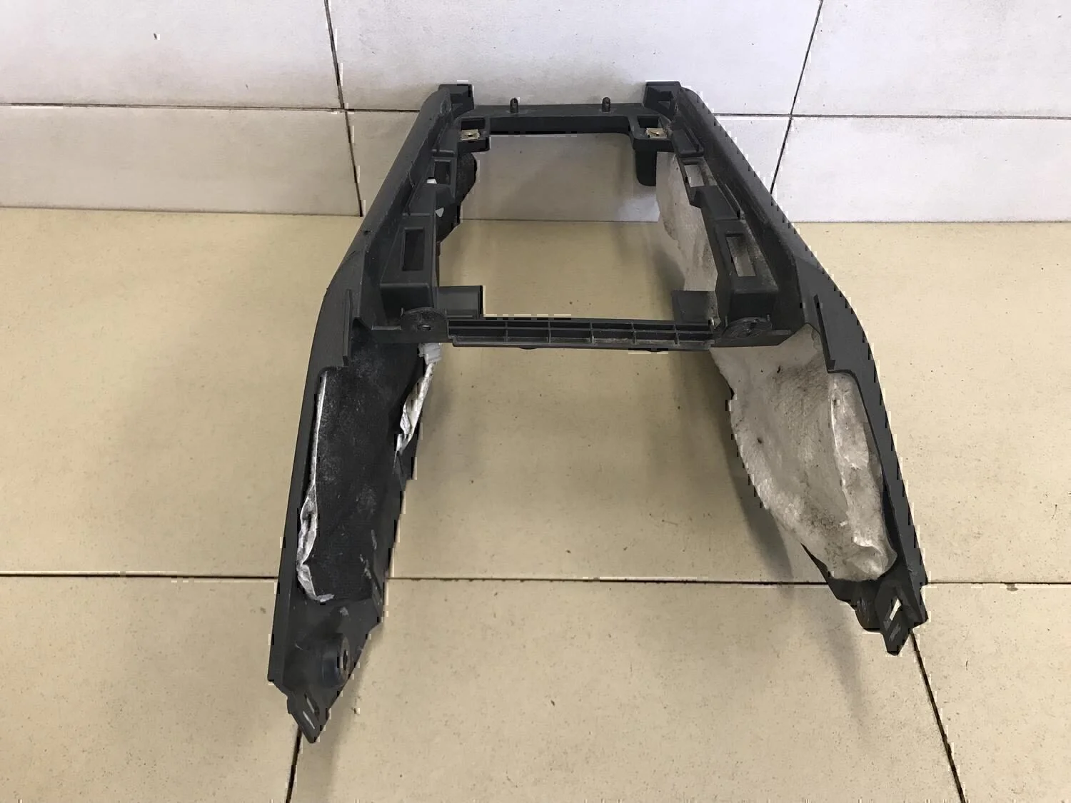 Консоль NISSAN Primera P12E 2002-2007 - миниатюра 6