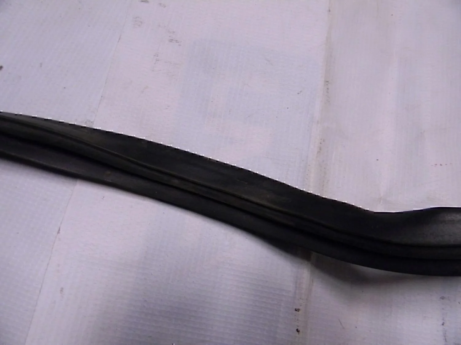 Уплотнитель двери NISSAN Teana J31 2006-2008 - миниатюра 3