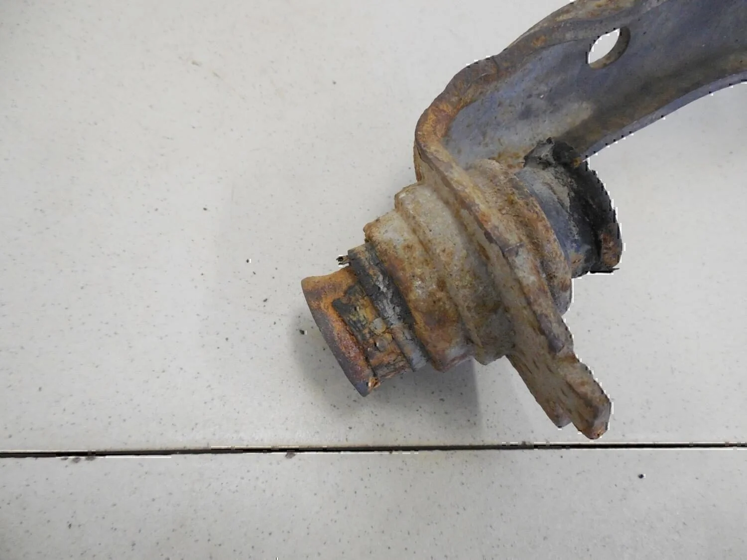 Кронштейн передней балки RENAULT Megane II 2002-2009 - миниатюра 6