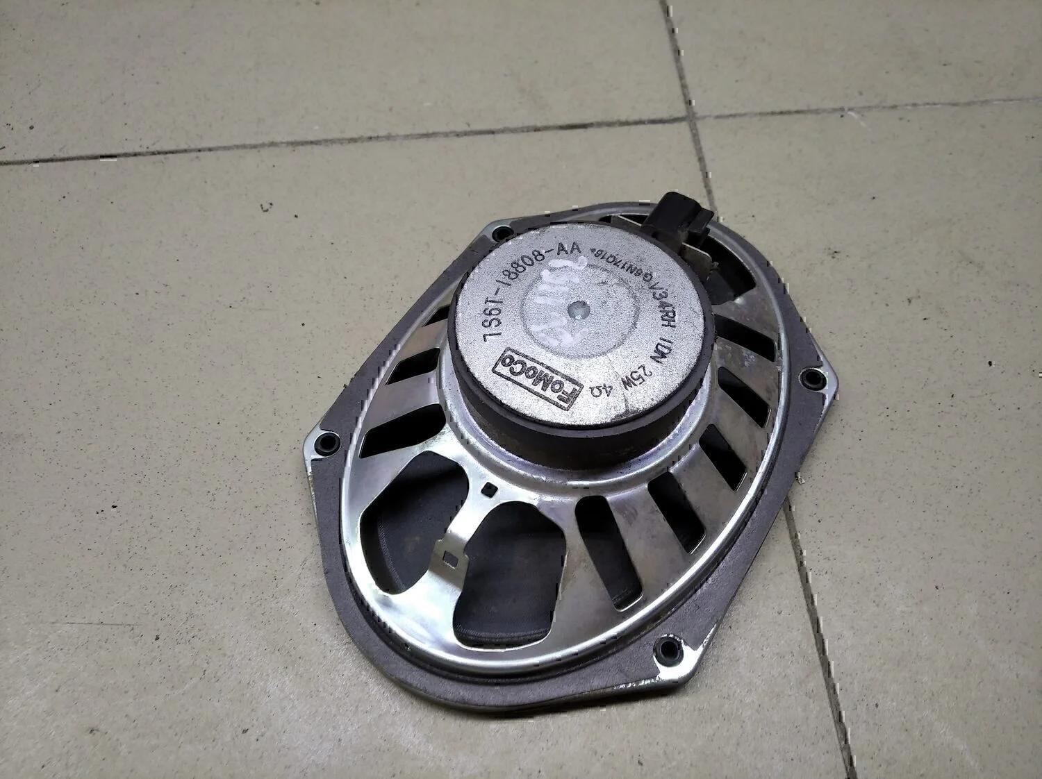 Динамик FORD Fusion 2002-2012 - миниатюра 2