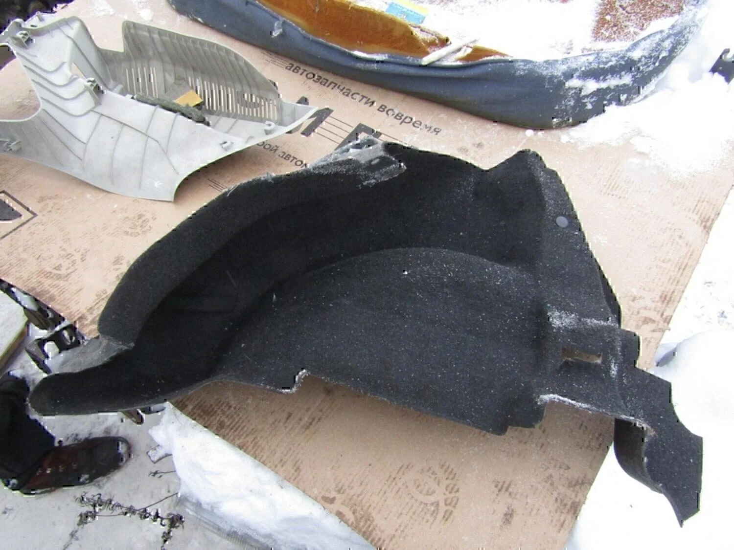 Обшивка багажника NISSAN Qashqai (J10) 2006-2014 - миниатюра 2