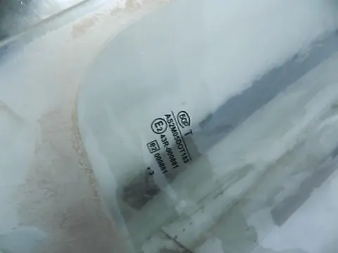 Стекло двери передней правой GAZ Газ-3302(Газель)