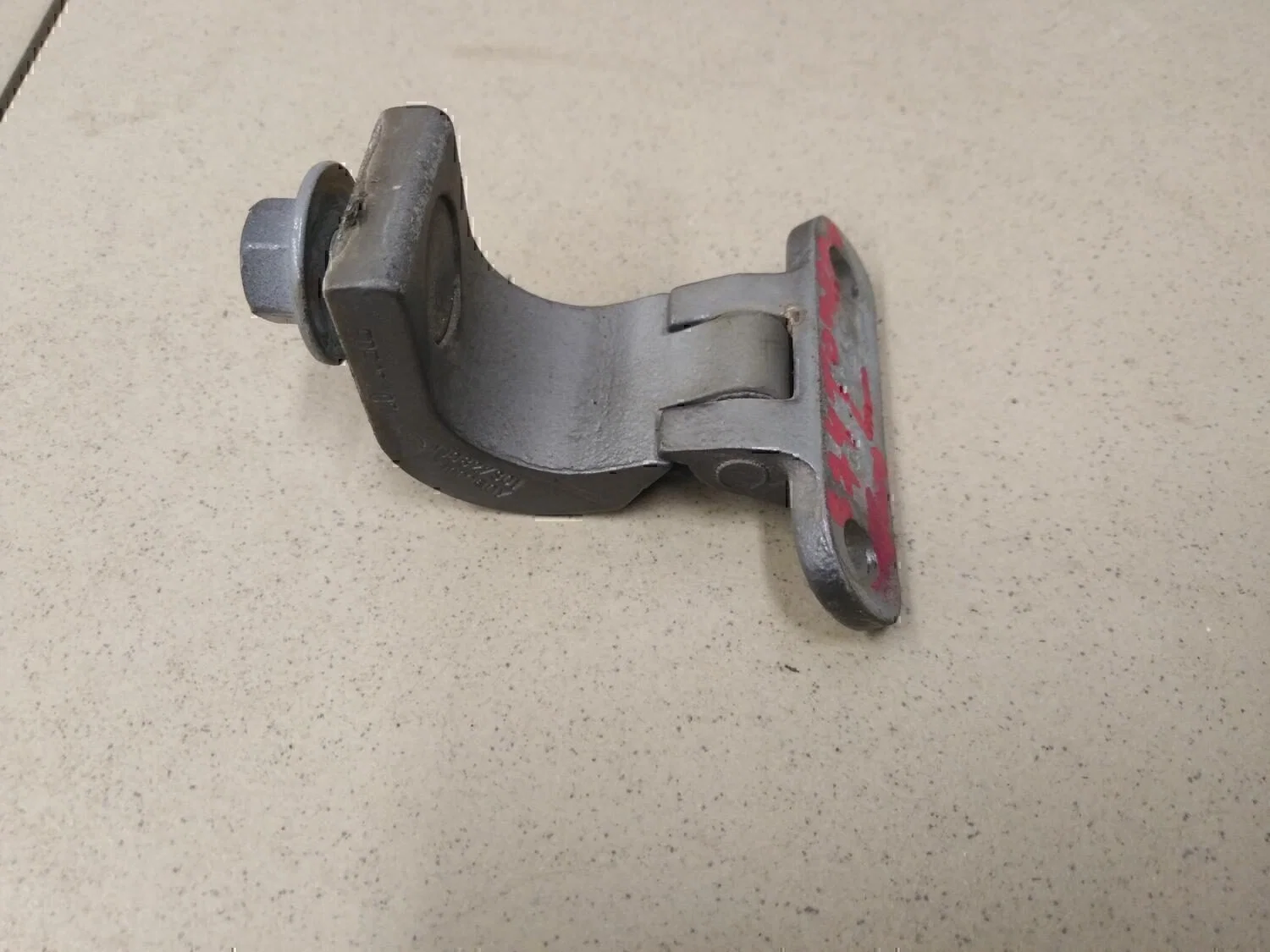 Петля двери багажника VW Touran 2003-2010 - миниатюра 3