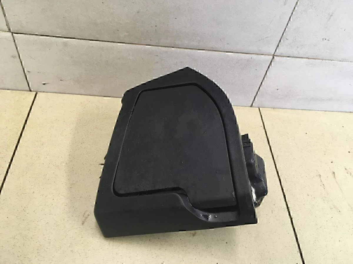 Подстаканник NISSAN X-Trail (T31) 2007-2014 - миниатюра 2