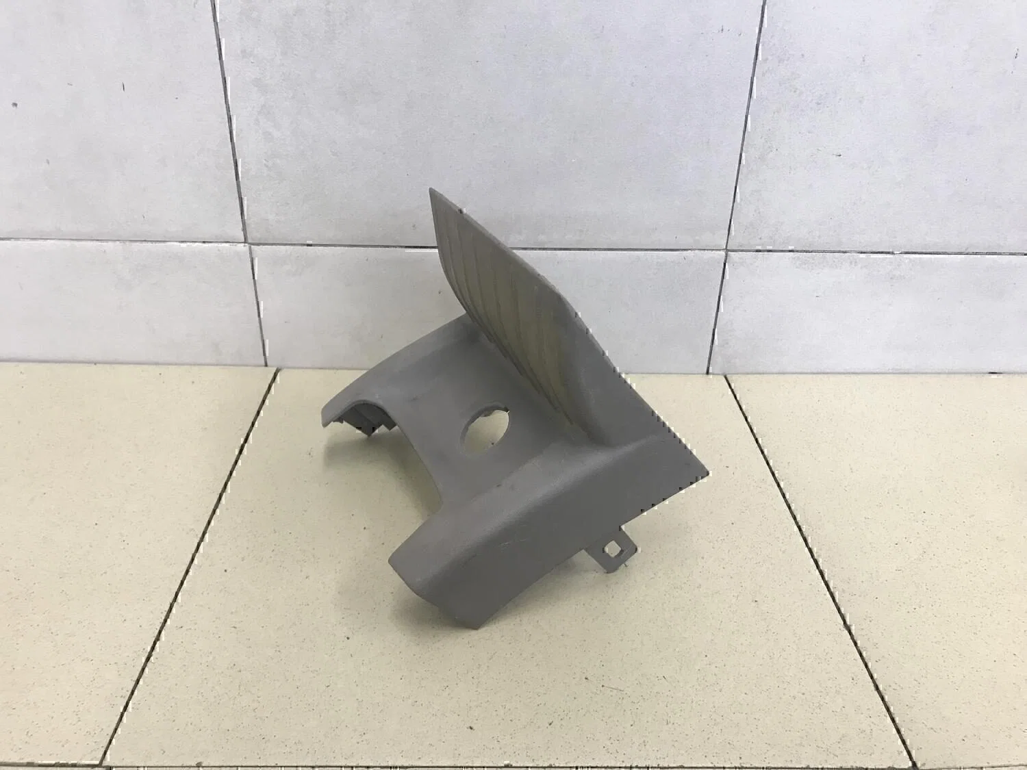 Накладка (кузов внутри) NISSAN Almera Tino 2000-2006 - миниатюра 2