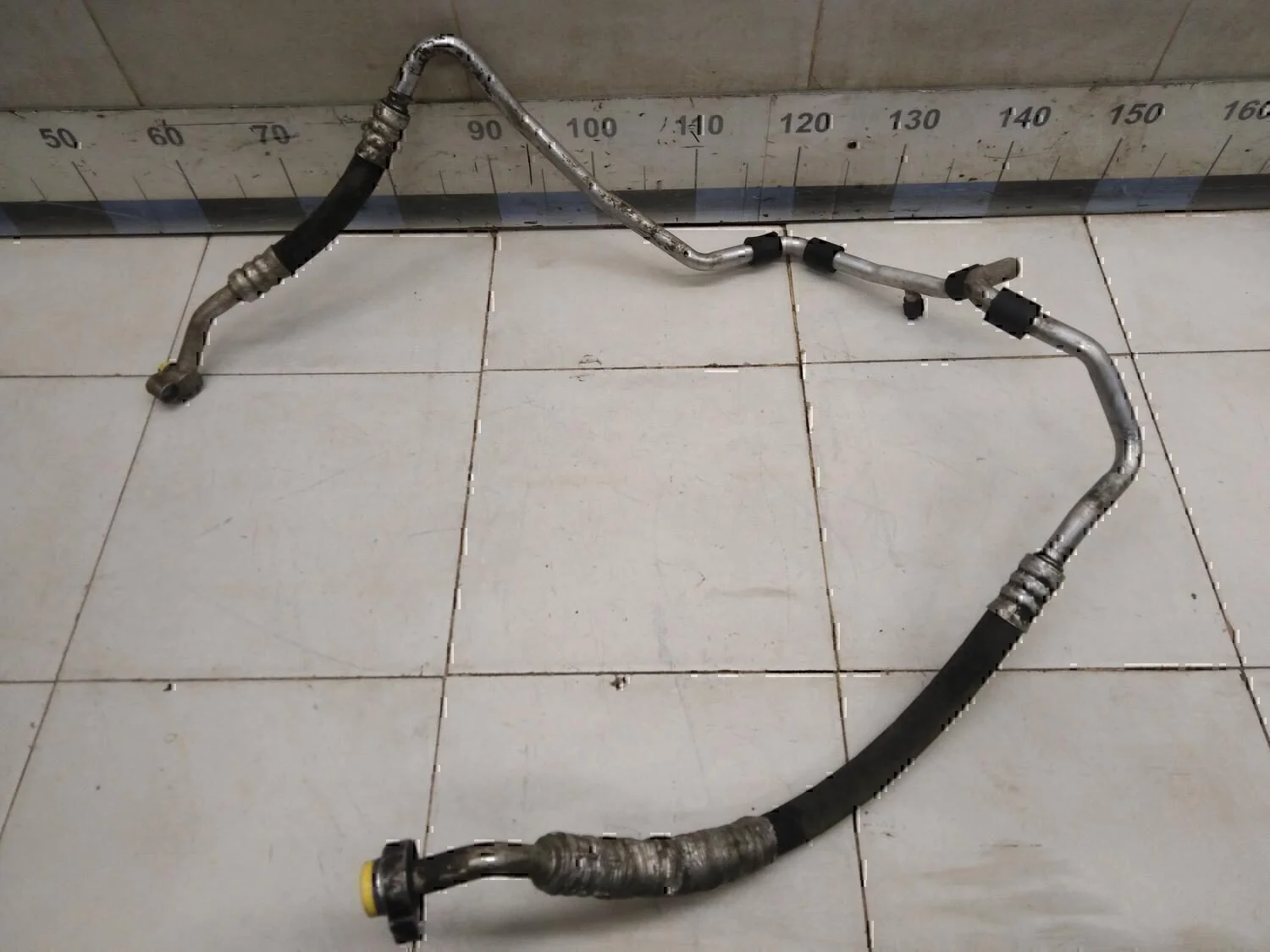Трубка кондиционера VW Golf V 2003-2009 - миниатюра 2
