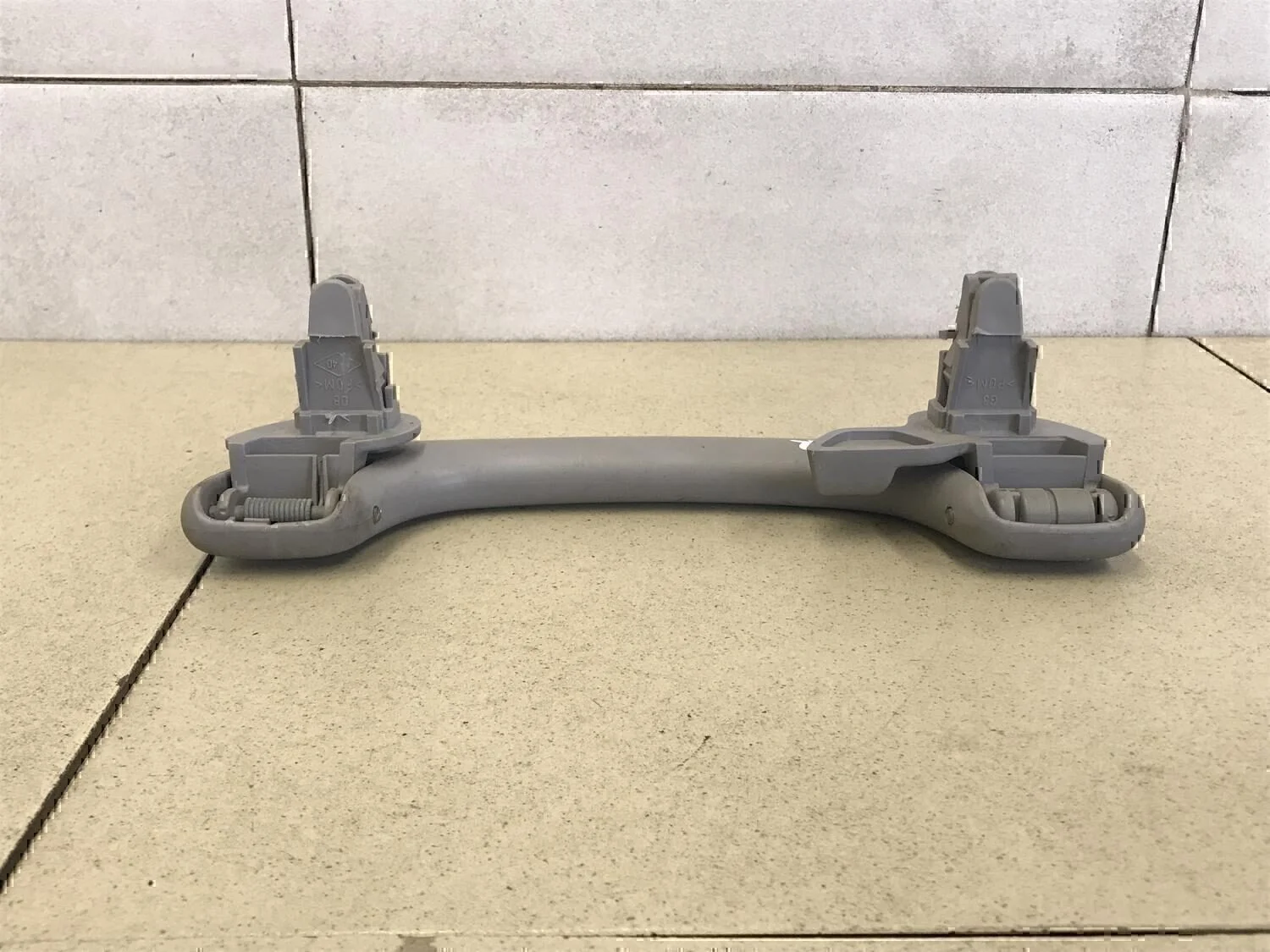 Ручка внутренняя потолочная NISSAN Primera P12E 2002-2007 - миниатюра 3
