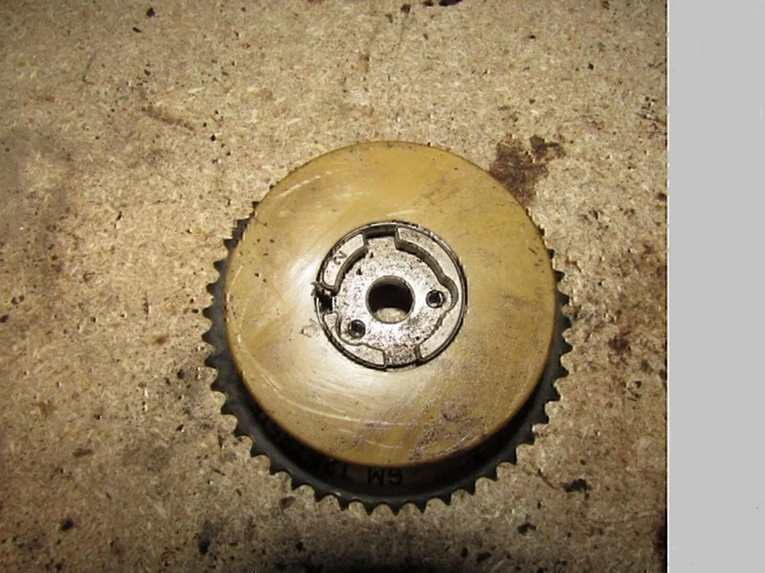 Механизм изменения фаз ГРМ OPEL Insignia 2008> - миниатюра 2