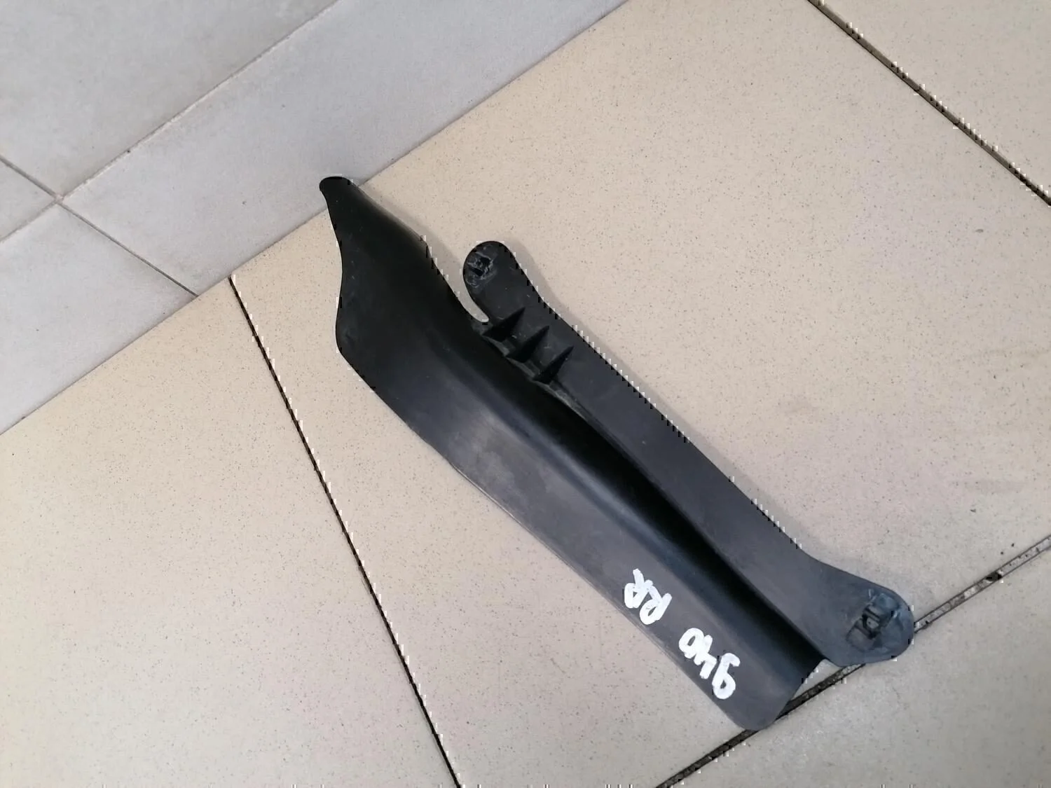 Накладка (кузов внутри) Hyundai-KIA RIO 2011-2017 - миниатюра 3