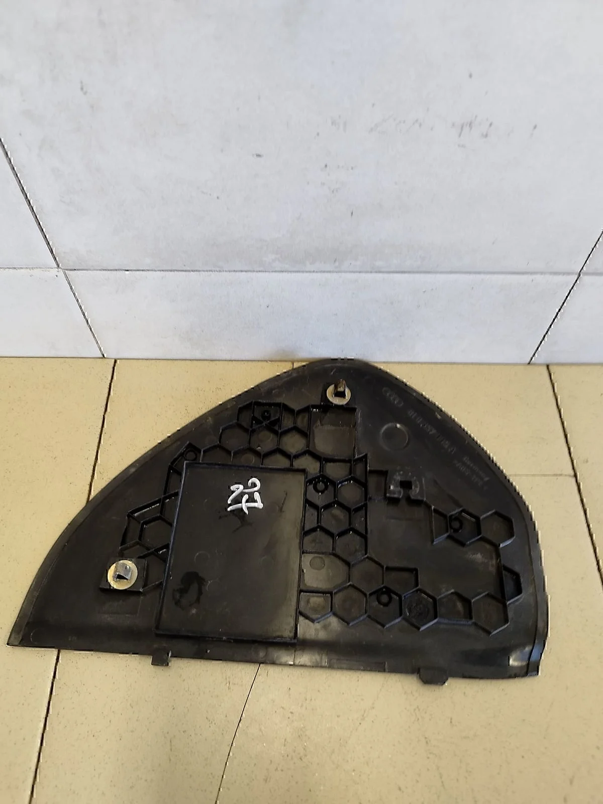 Накладка декоративная Audi A3 (8L1) 1996-2003 - миниатюра 2