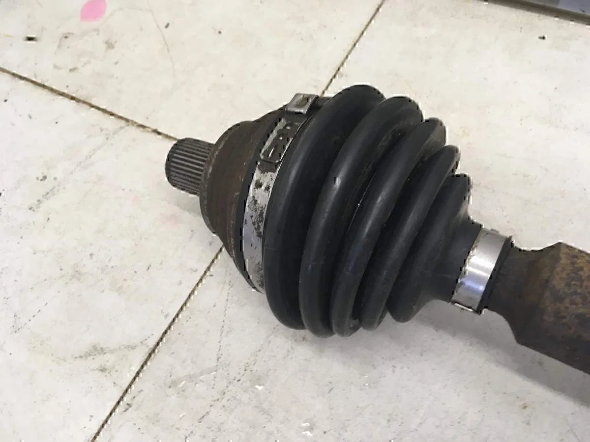 Полуось передняя правая VW Golf III/Vento 1991-1997 - миниатюра 3