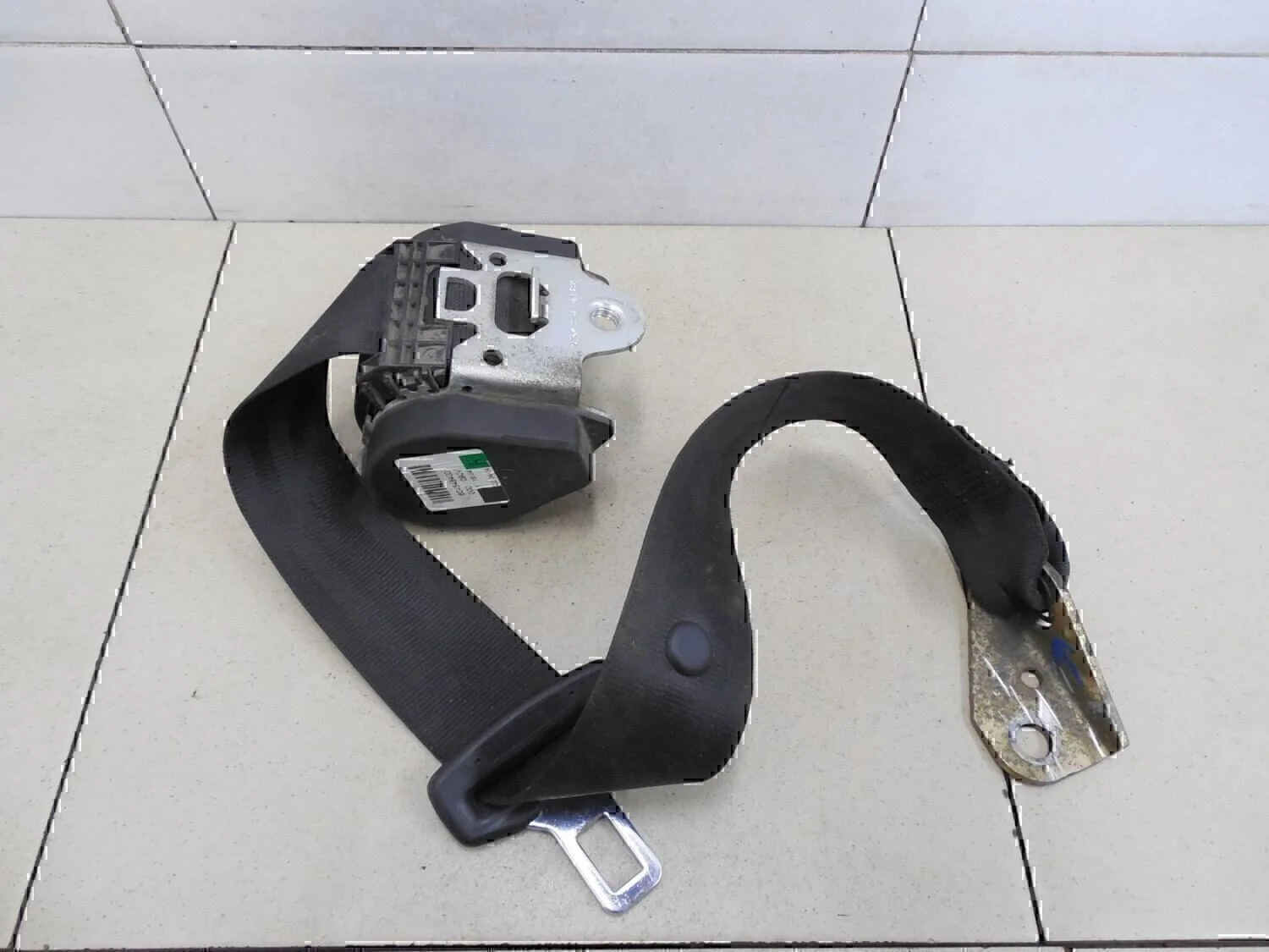 Ремень безопасности VW Golf V 2003-2009 - миниатюра 2