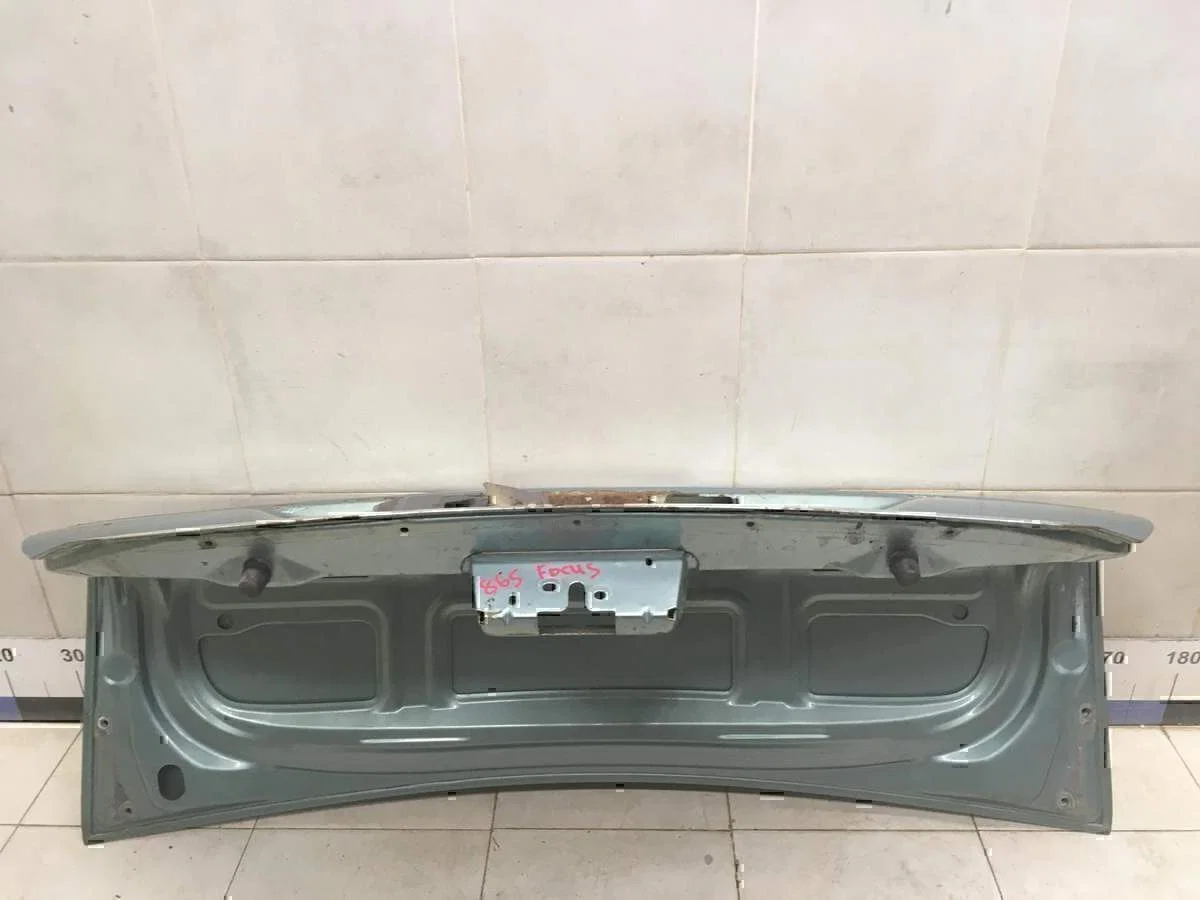 Крышка багажника FORD Focus I 1998-2004 - миниатюра 6
