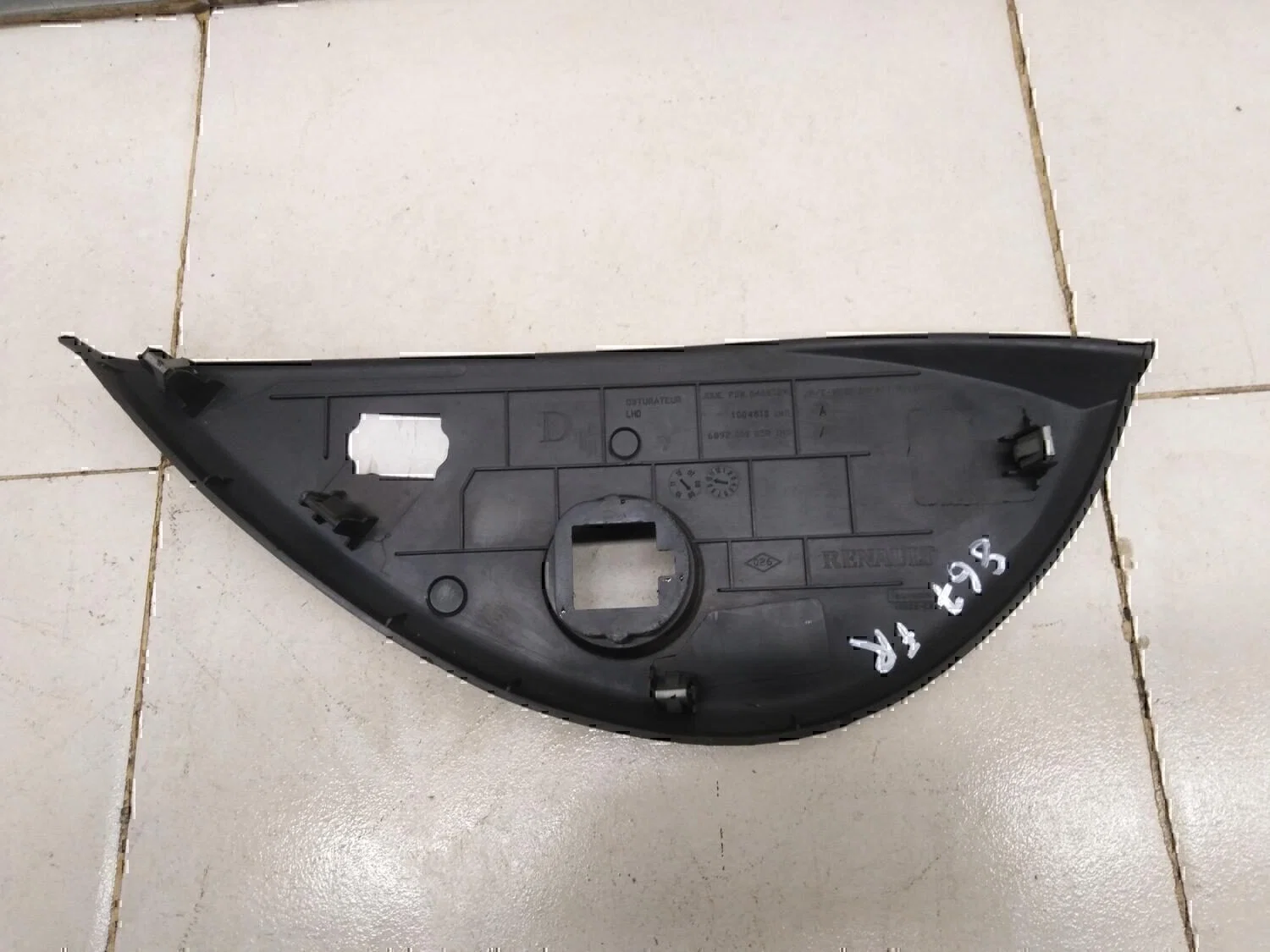 Накладка (кузов внутри) RENAULT Megane III 2009-2016 - миниатюра 4