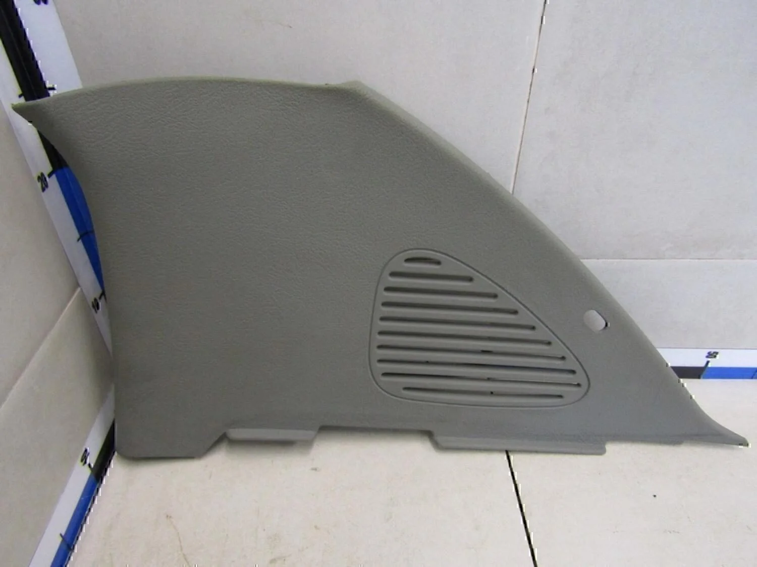 Обшивка стойки RENAULT Clio/Symbol 1998-2008 - изображение 1