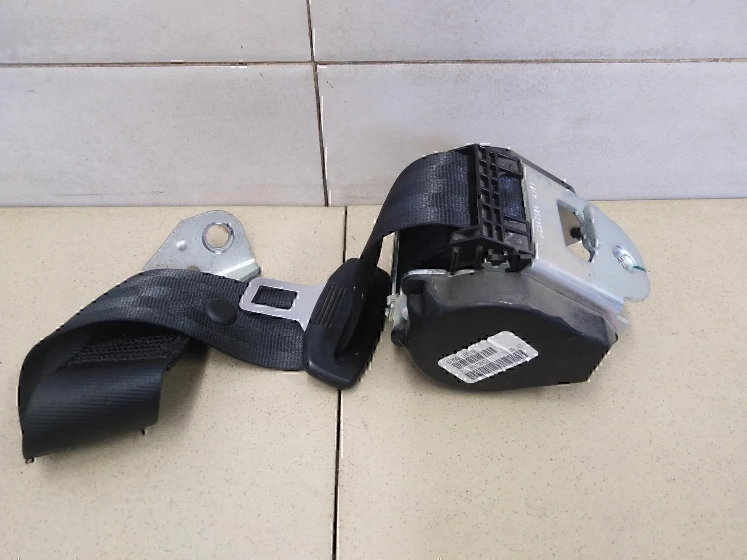Ремень безопасности VW Jetta 2006-2011 - миниатюра 2