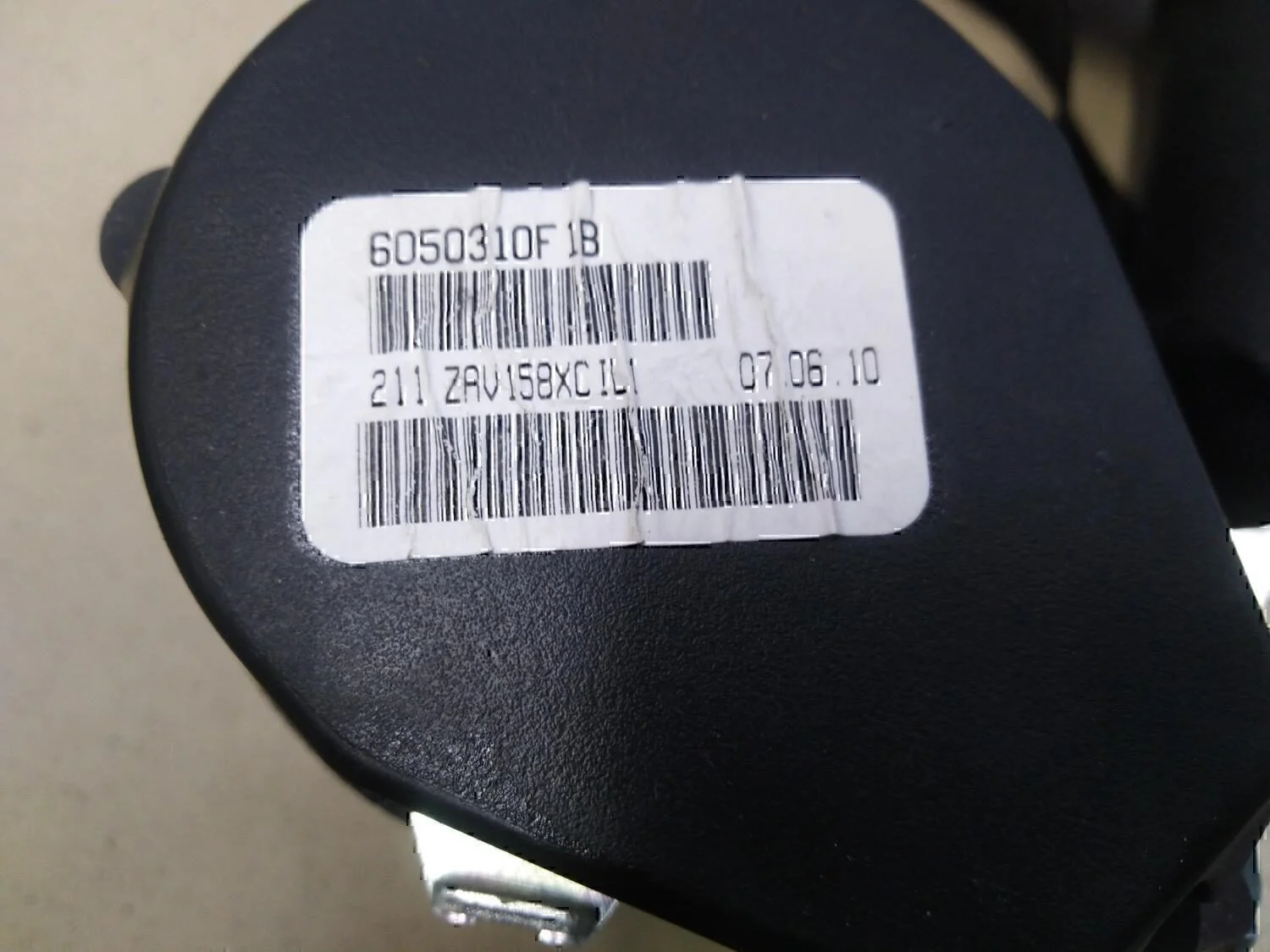 Ремень безопасности VW Jetta 2006-2011 - миниатюра 5