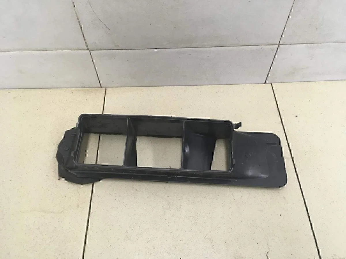 Воздуховод VW Golf VI 2009-2012 - изображение 1