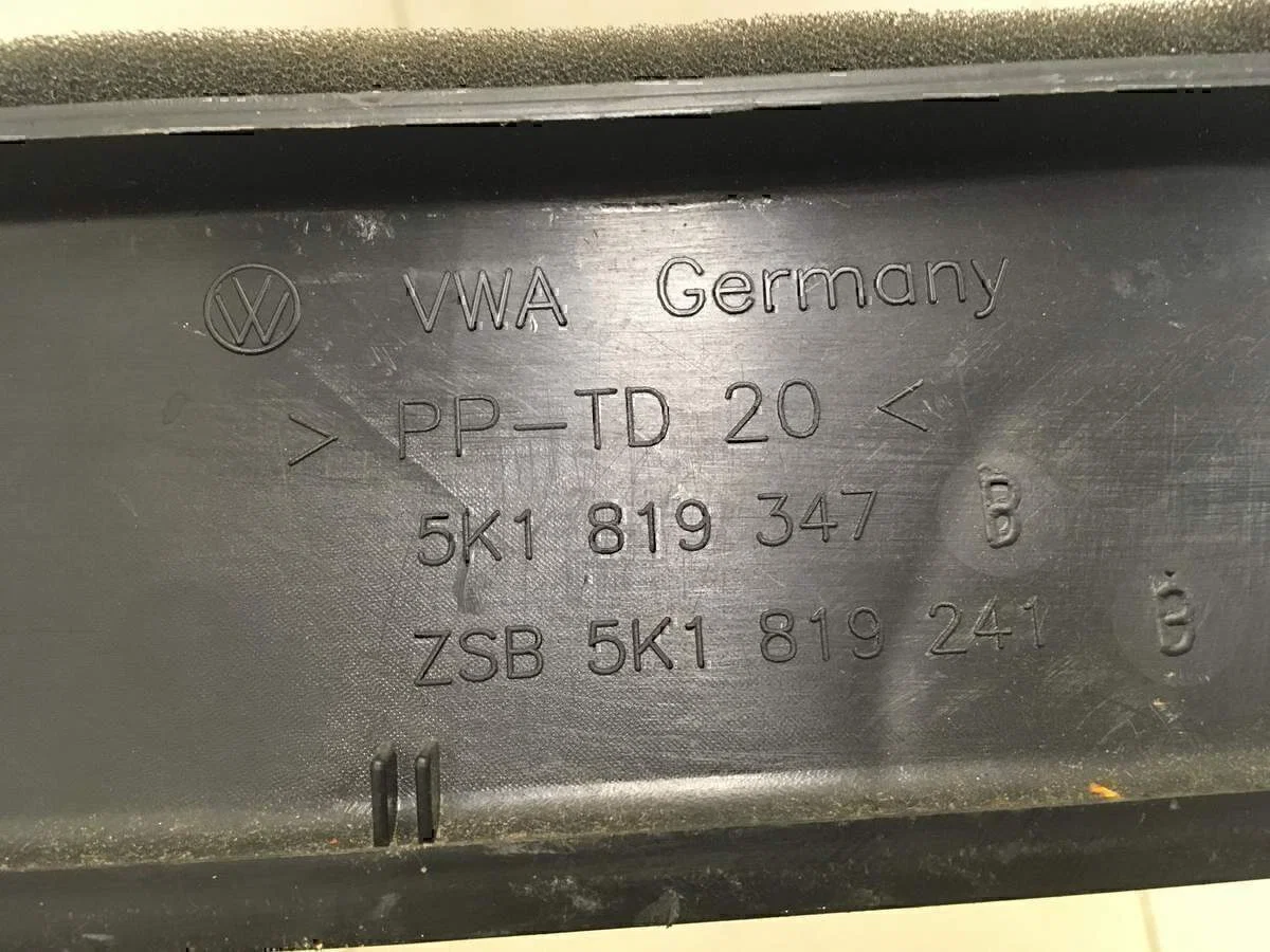 Воздуховод VW Golf VI 2009-2012 - миниатюра 5