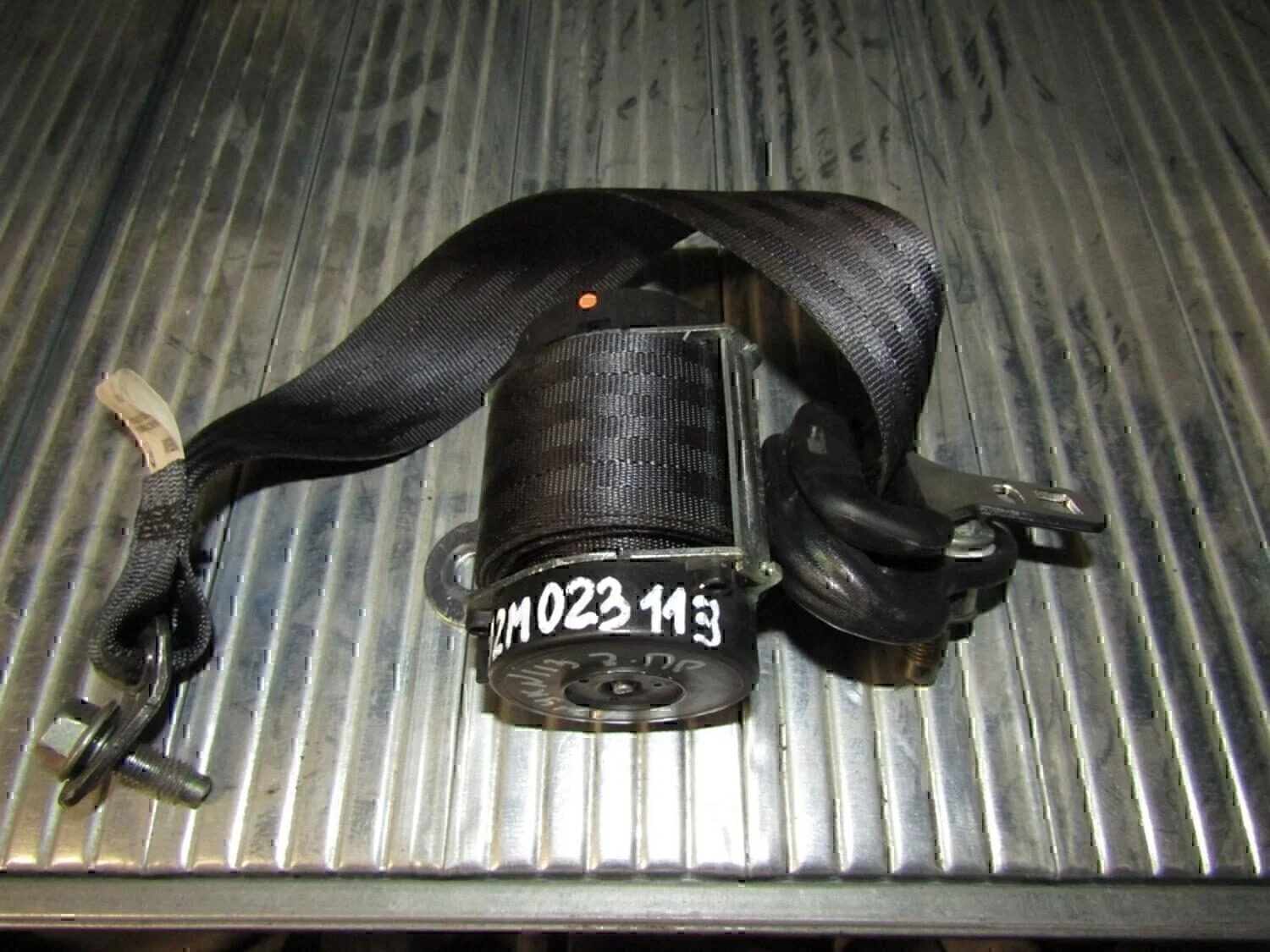 Ремень безопасности NISSAN Juke (F15) 2011> - изображение 1