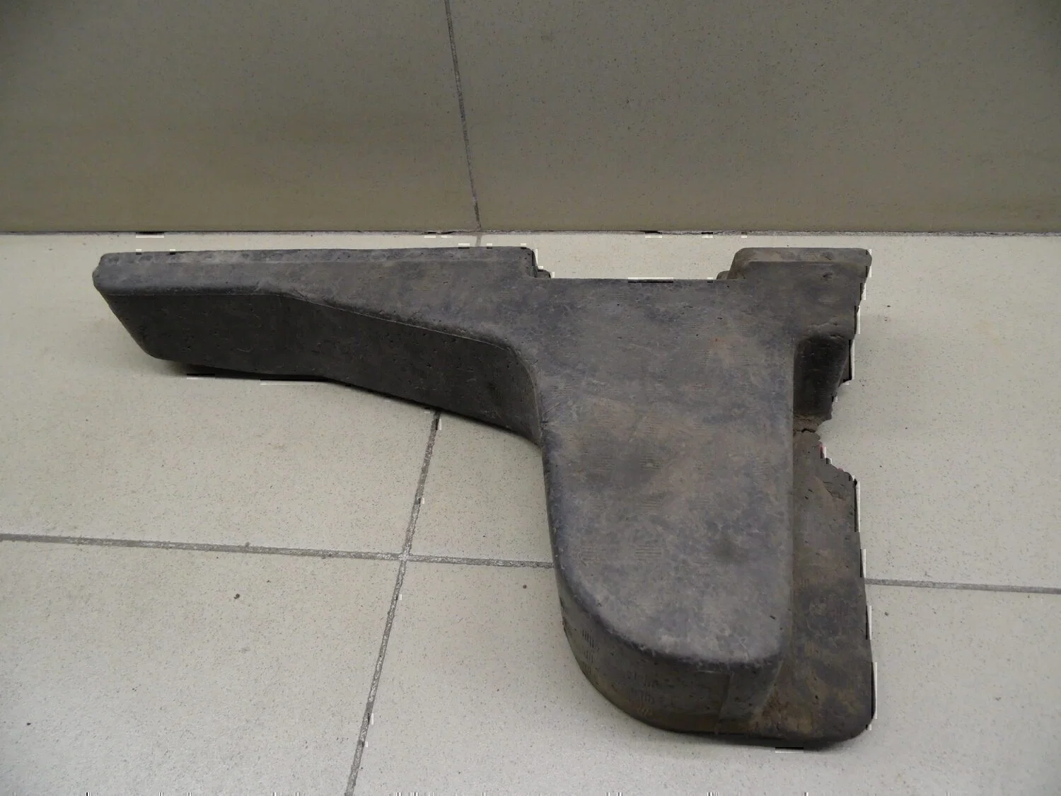 Уплотнитель багажника NISSAN Almera Tino 2000-2006 - миниатюра 5