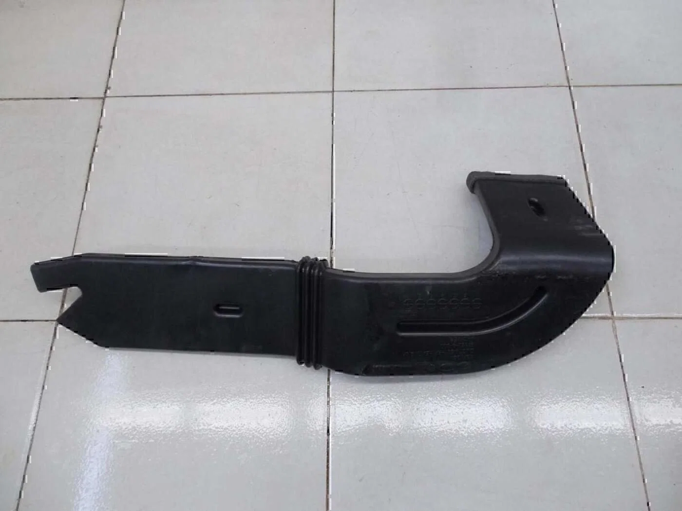 Воздуховод Hyundai-KIA Solaris 2010-2017 - миниатюра 2