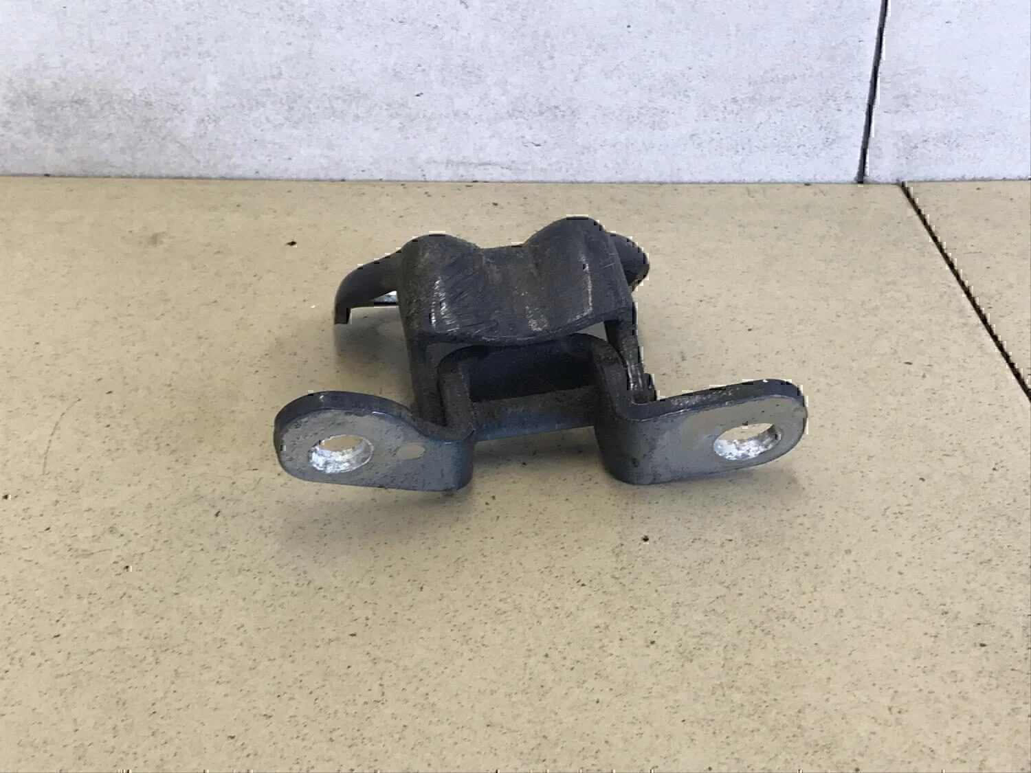 Петля двери Hyundai-KIA Spectra 2001-2011 - миниатюра 5