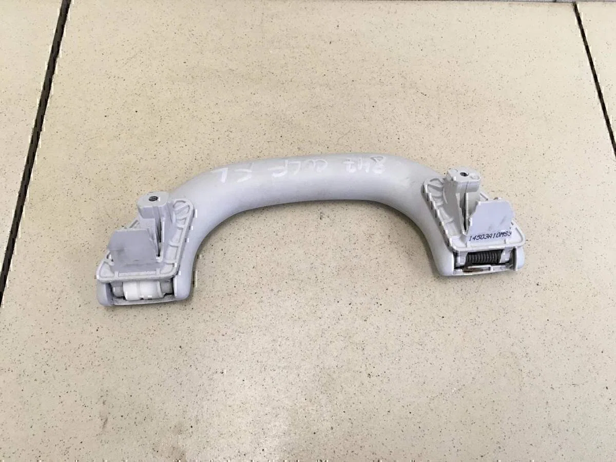 Ручка внутренняя потолочная VW Golf VI 2009-2012 - миниатюра 2