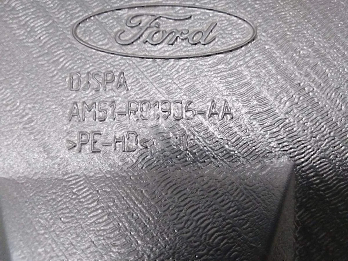 Воздуховод отопителя FORD Focus III 2011> - миниатюра 2